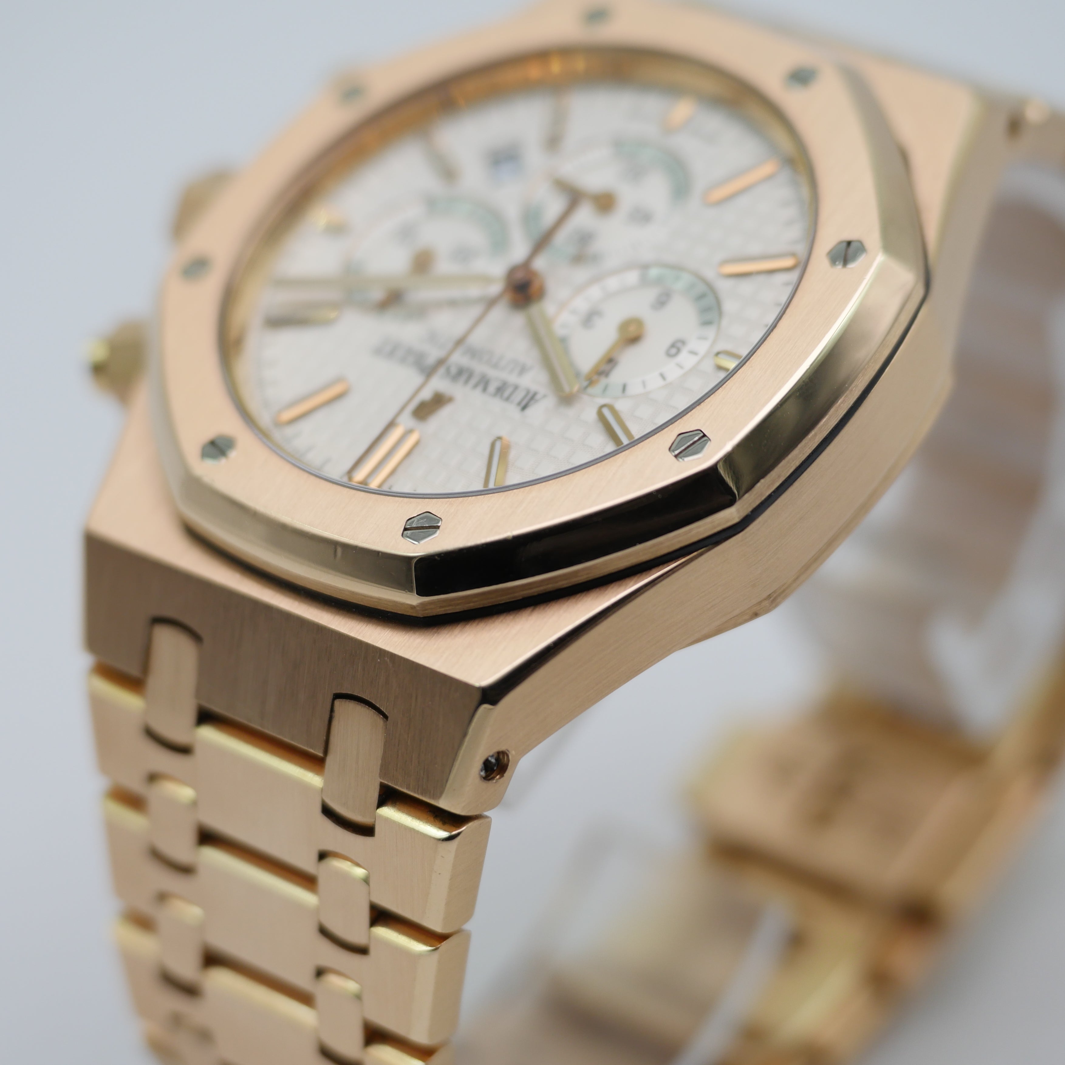 Audemars Piguet Royal Oak Chronograph Rose Gold 26320OR.OO.1220OR.02 - 2015