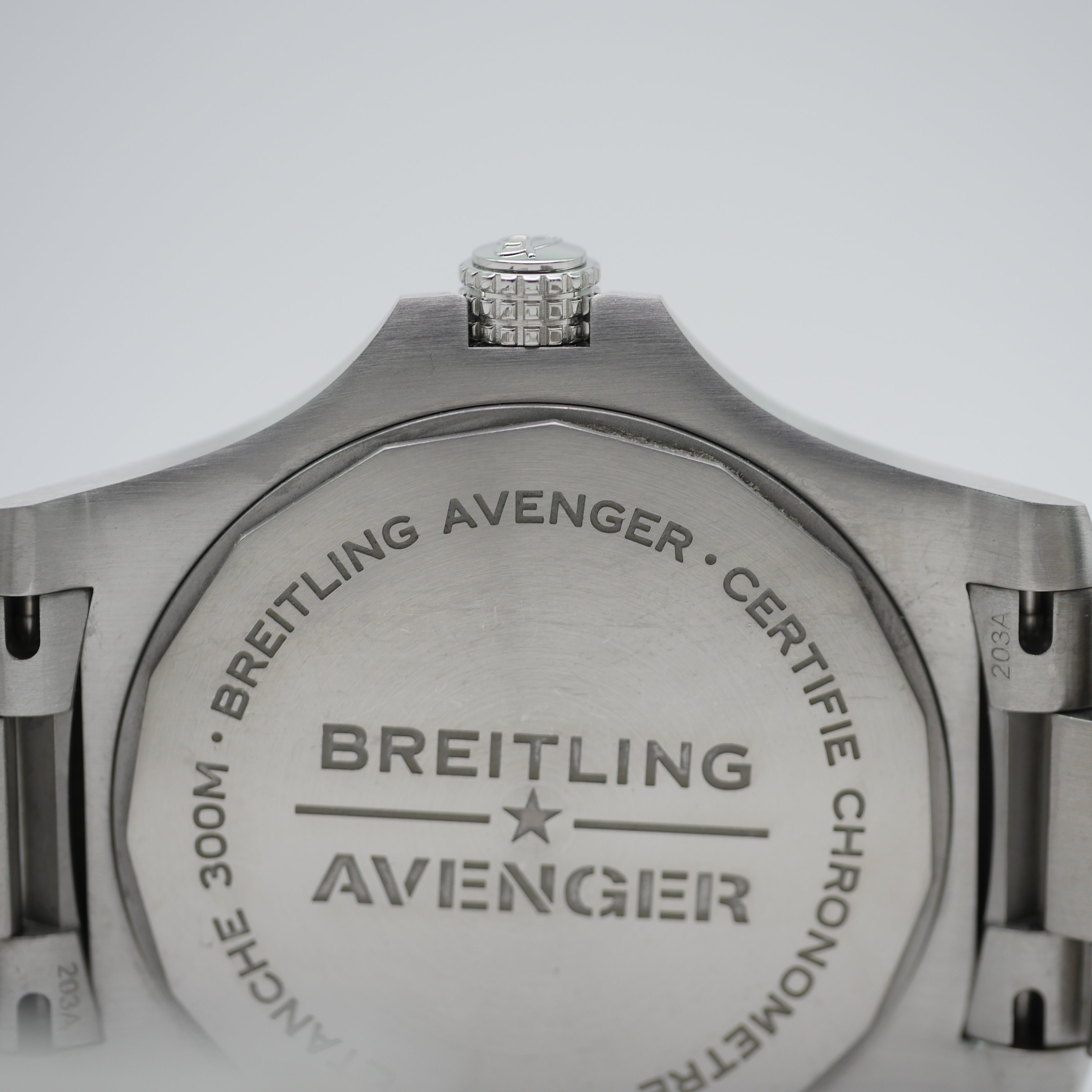 Breitling Avenger Automatic 43 Stahl A17318101C1A1 - 2022