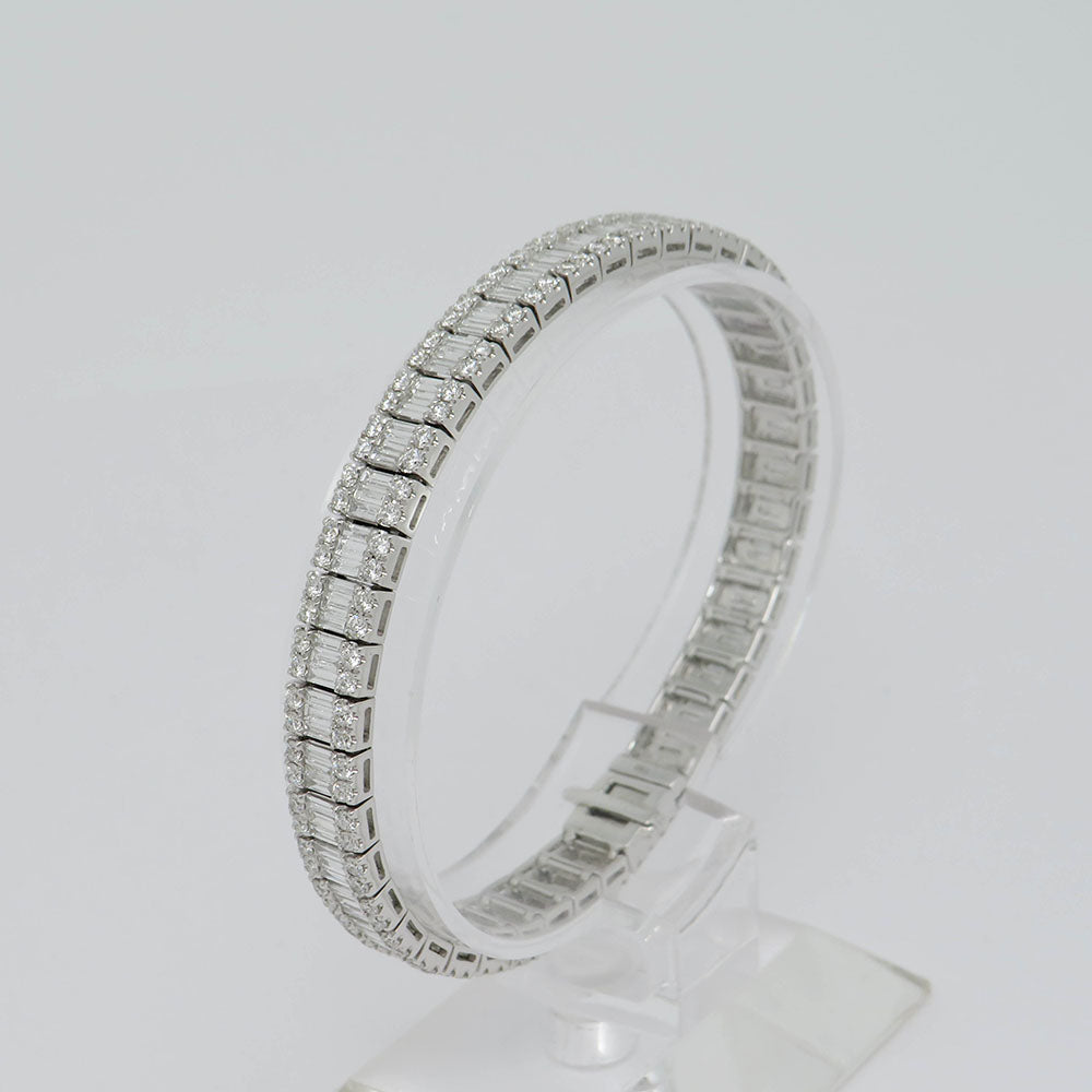 Bracelet with 7.15ct TW-si Diamond in 750/18K White Gold Length 17.5 cm