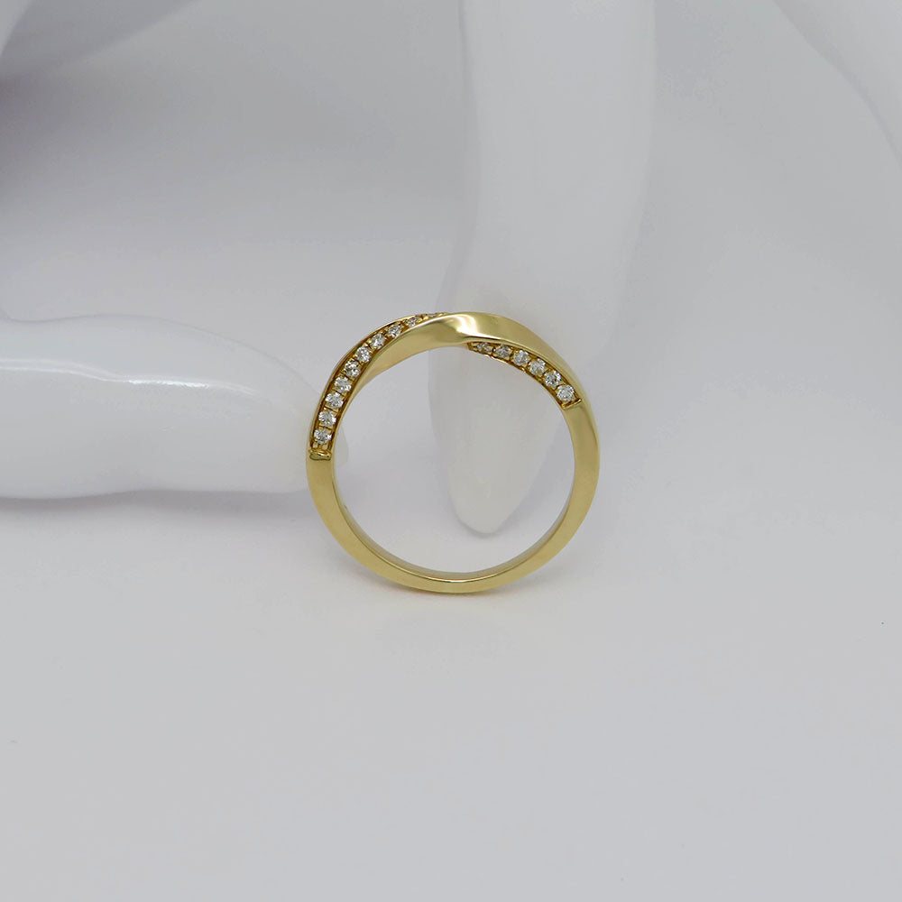 Ring with 0.23ct TW-si brilliant-cut diamond in 750/18K Yellow Gold size 53