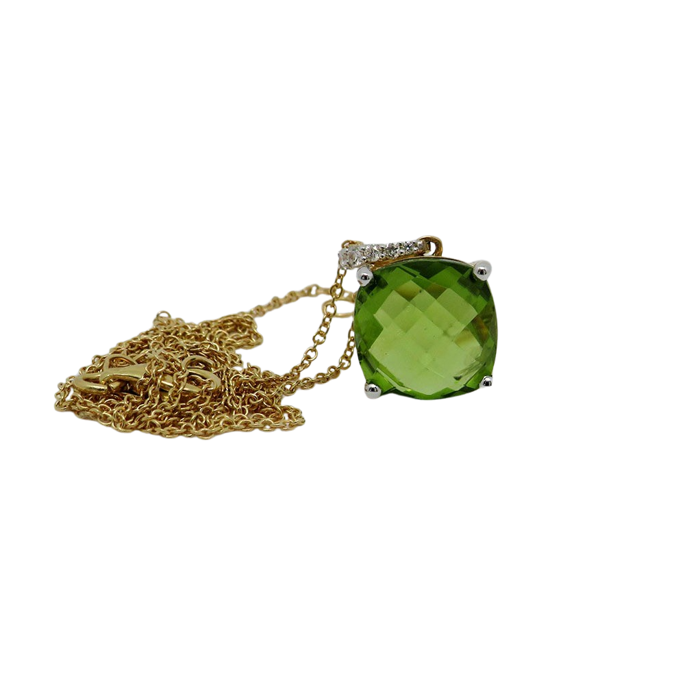 Chain and Pendant with 0.04ct TW-si diamond and 3.78ct peridot in 750/18K Yellow Gold