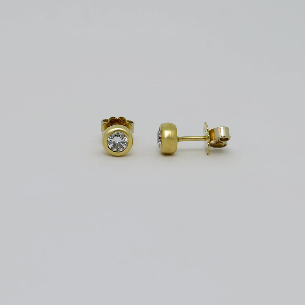 Wempe Stud earrings with 0.46ct TW-IF brilliant-cut diamond in 750/18K Yellow Gold