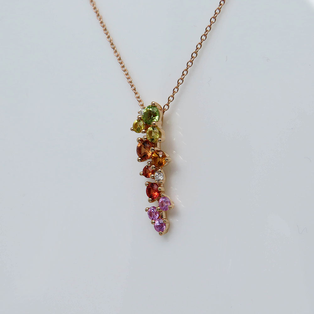 Jaibor Chain and Pendant with 0,03ct TW-si diamond and sapphire 750/18K rosegold