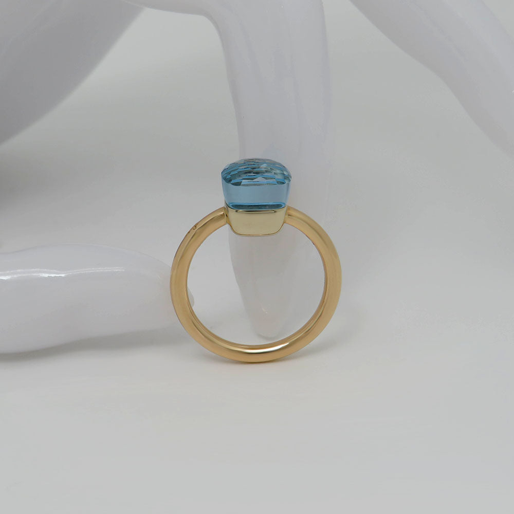 Pomellato Nudo Petit Ring with blue topaz setting in 750/18K rose gold size 54