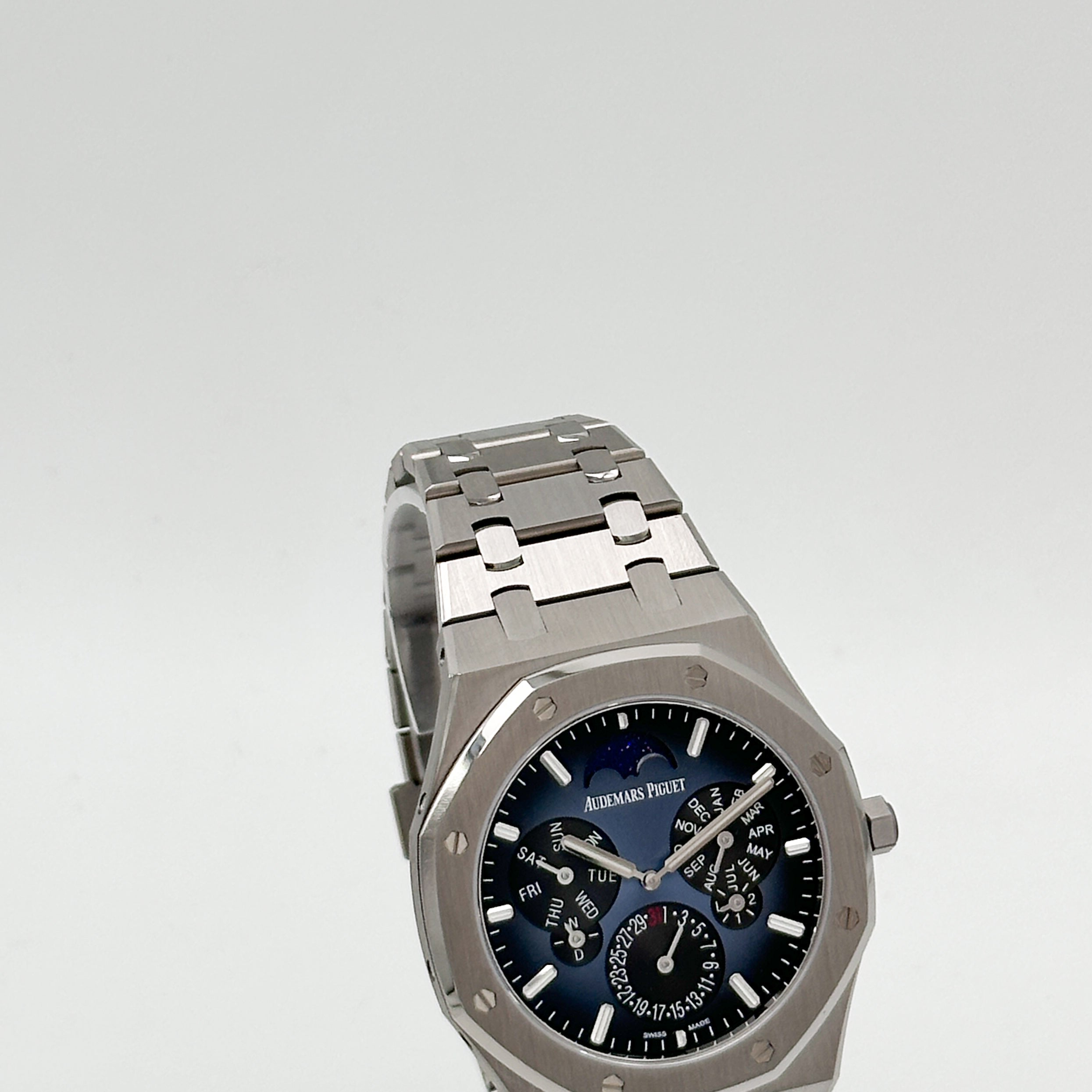 Audemars Piguet Royal Oak Perpetual Calendar Ultra-thin Titanium Limited of 200 pcs. 26586TI.OO.1240TI.01 - 2024