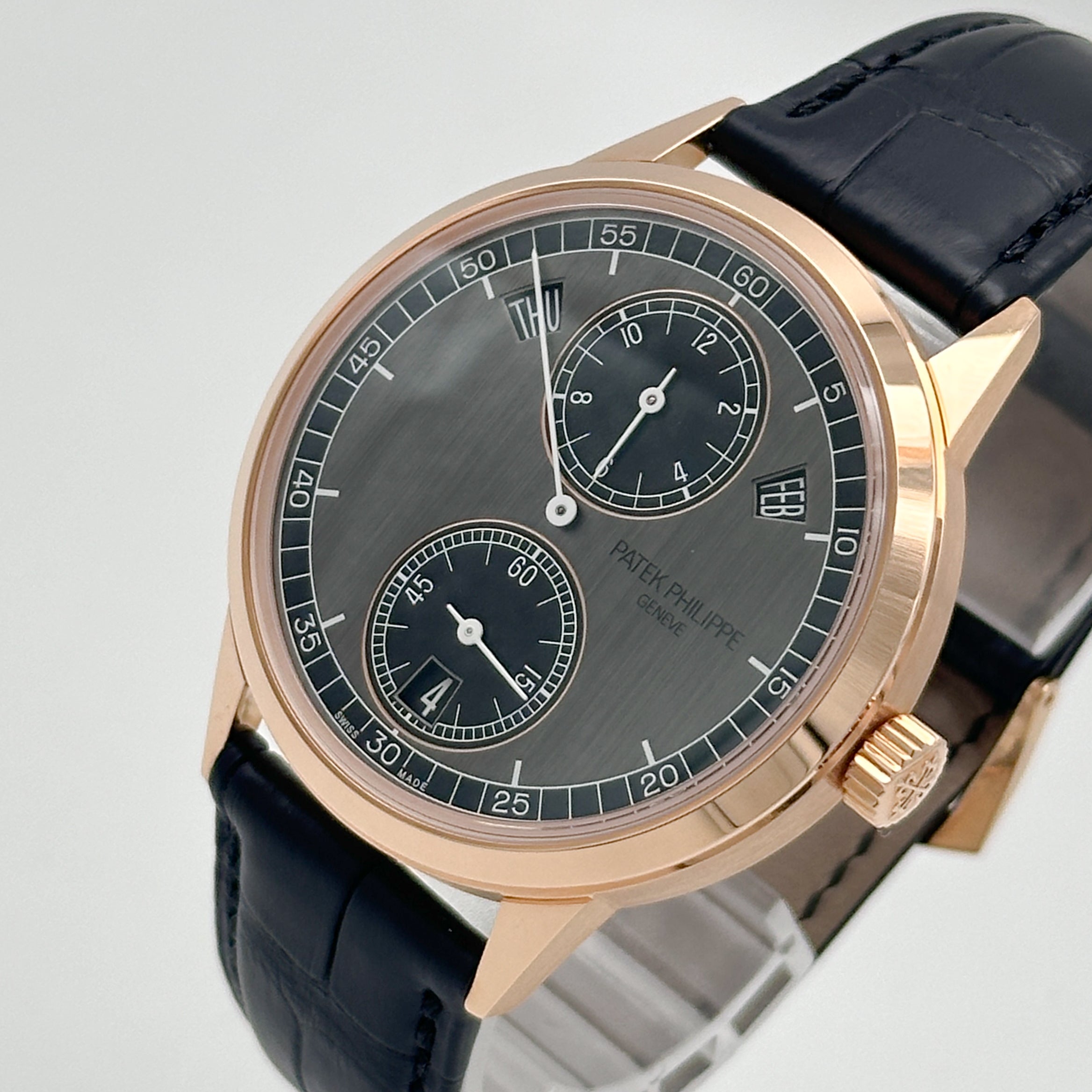 Patek Philippe Annual Calendar Regulator Rosegold 5235/50R-001 - 2022