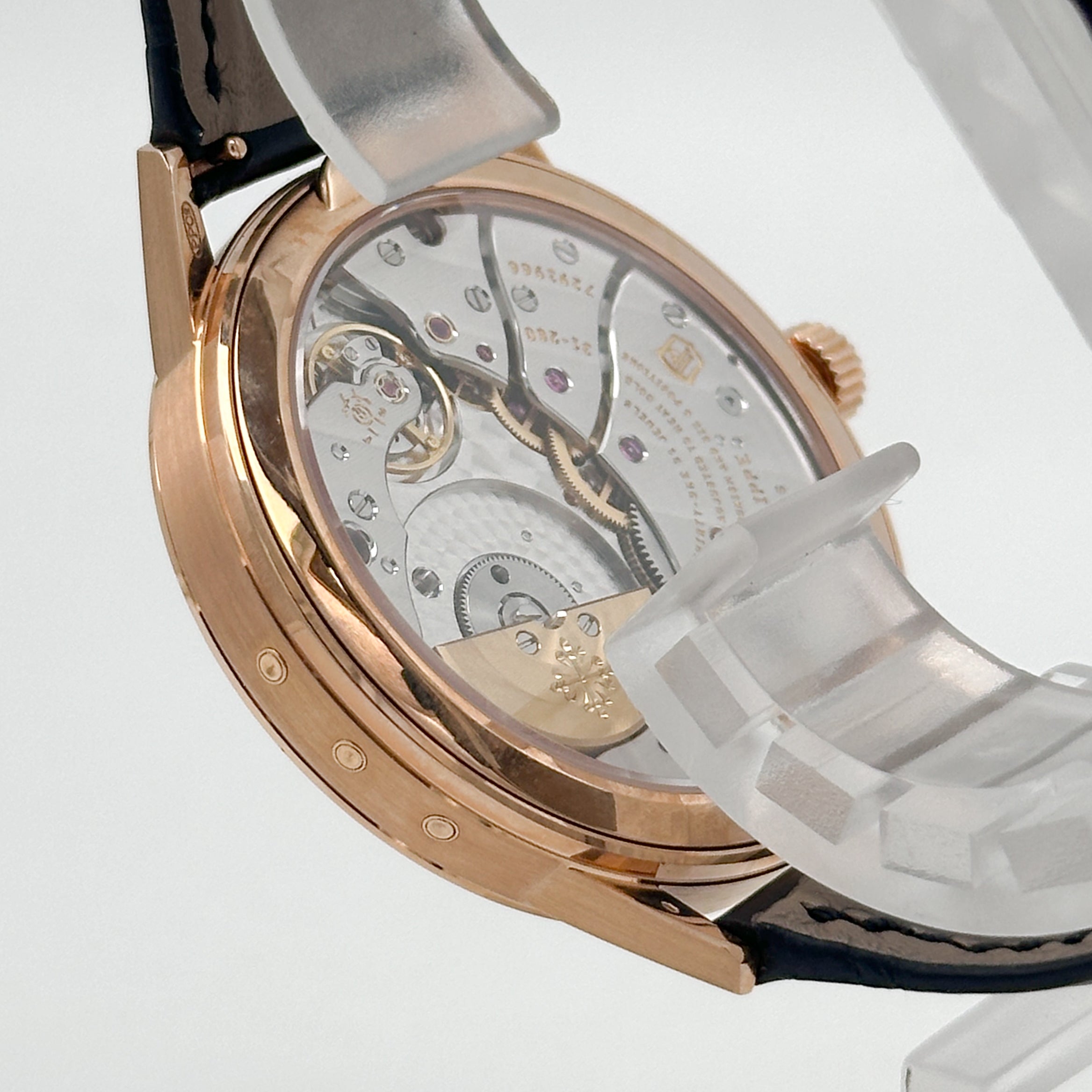 Patek Philippe Annual Calendar Regulator Rosegold 5235/50R-001 - 2022