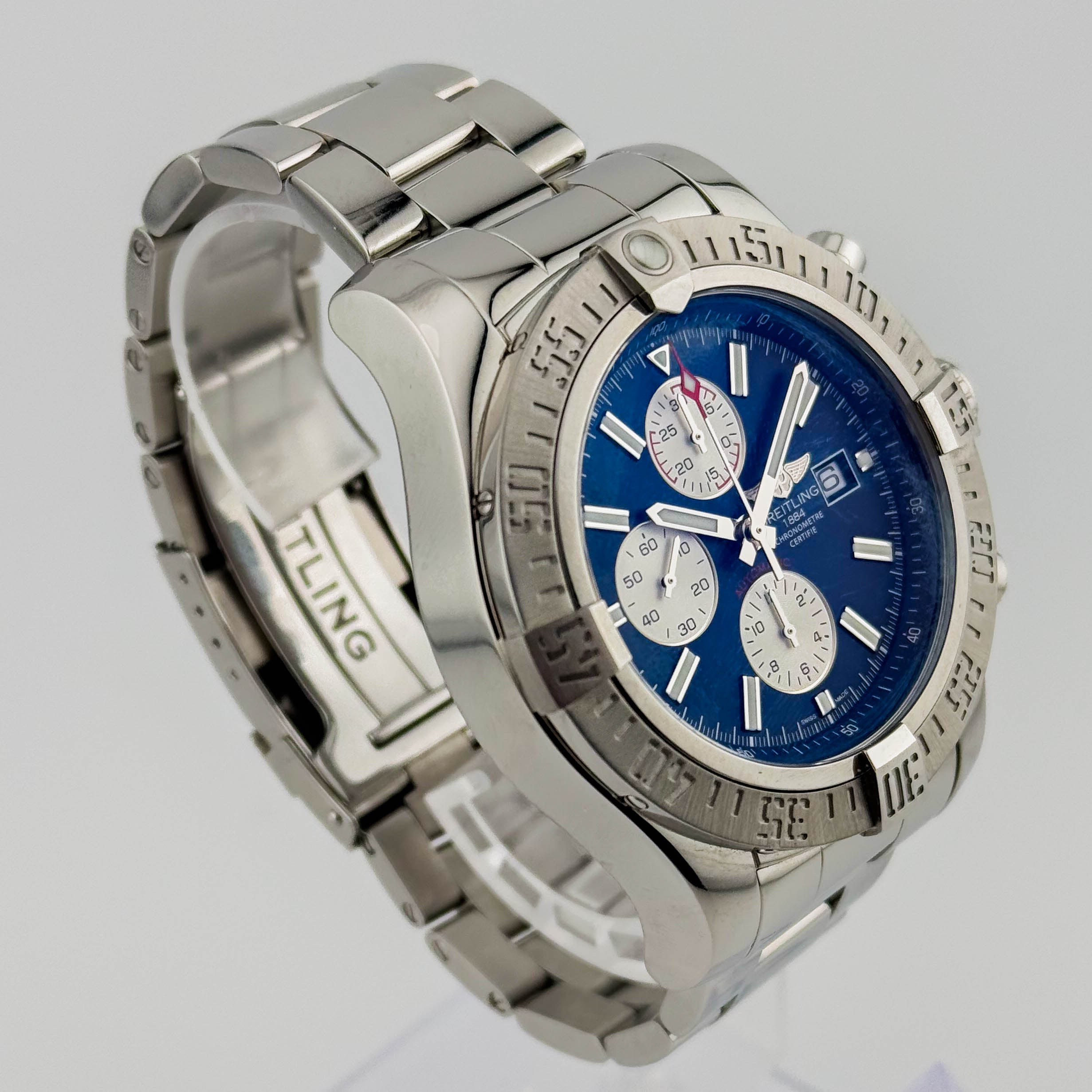 Breitling Super Avenger Stahl A13371111C1