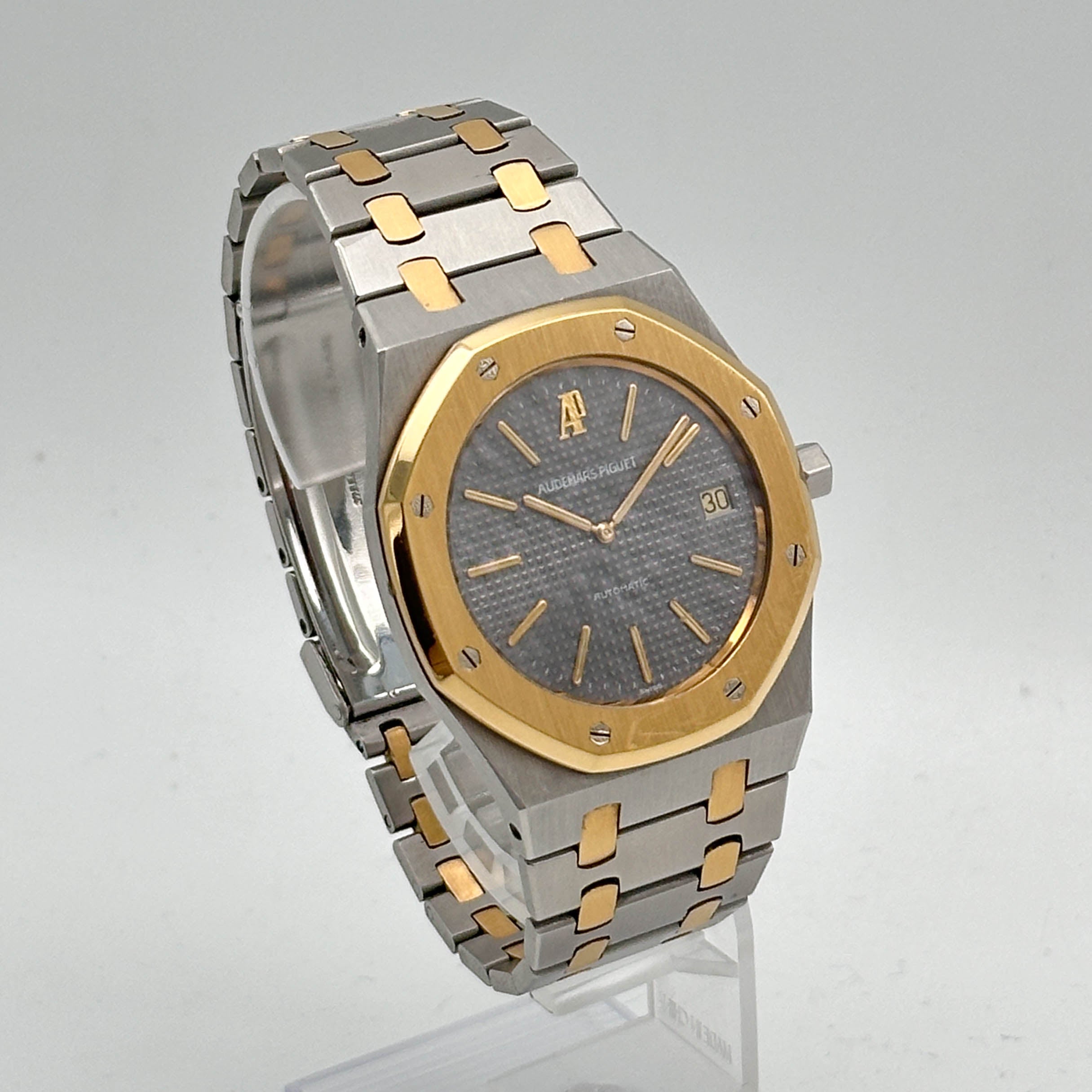 Audemars Piguet Royal Oak Jumbo Steel/Yellow Gold 5402