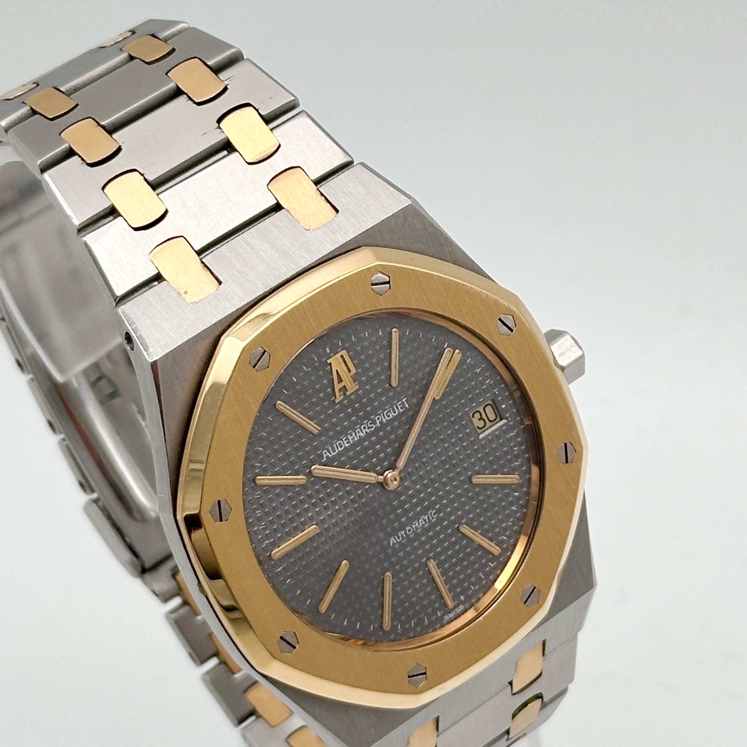 Audemars Piguet Royal Oak Jumbo Steel/Yellow Gold 5402