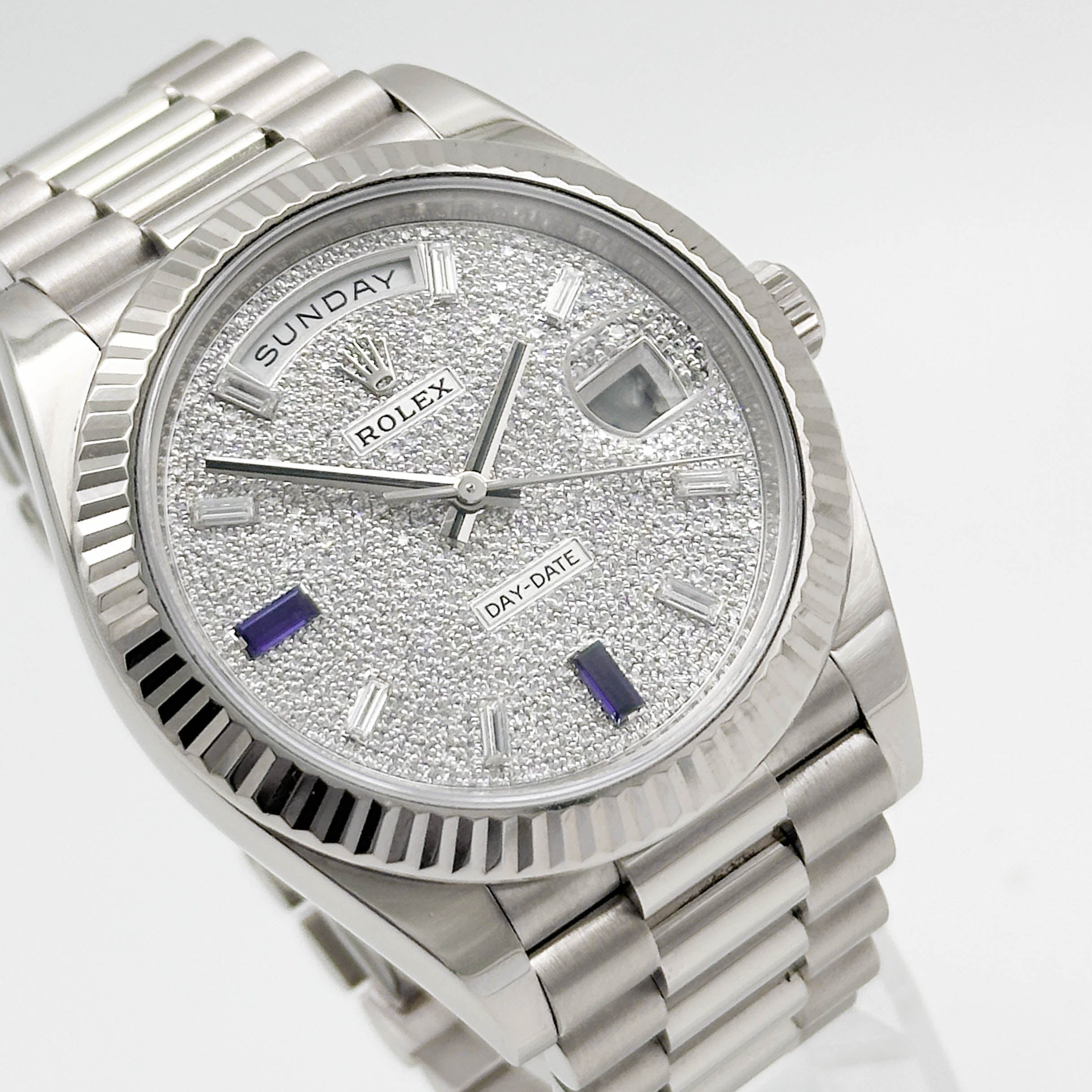 Rolex Day-Date 40 White Gold 228239 - 2023