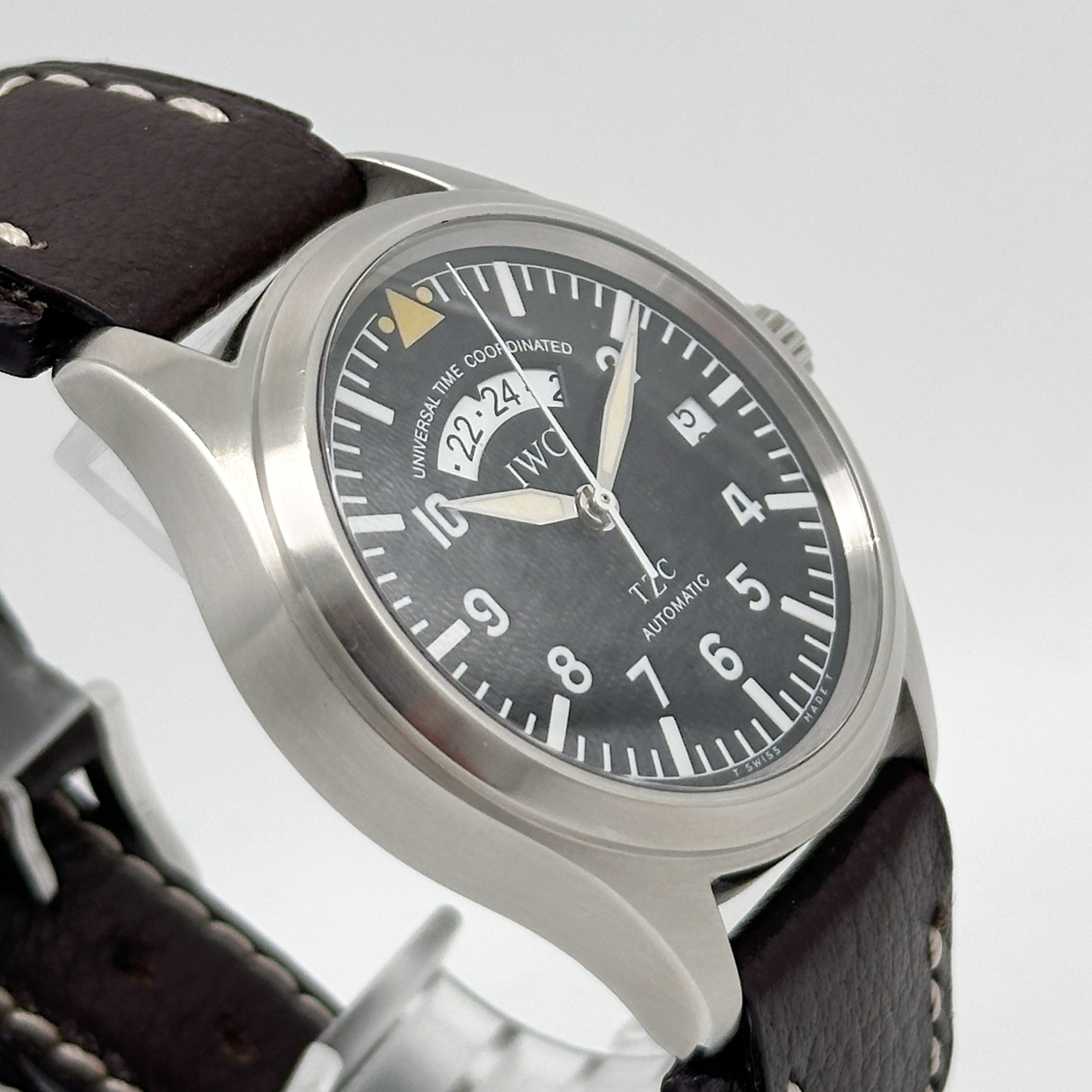 IWC Fliegeruhr Spitfire UTC Stahl IW3251