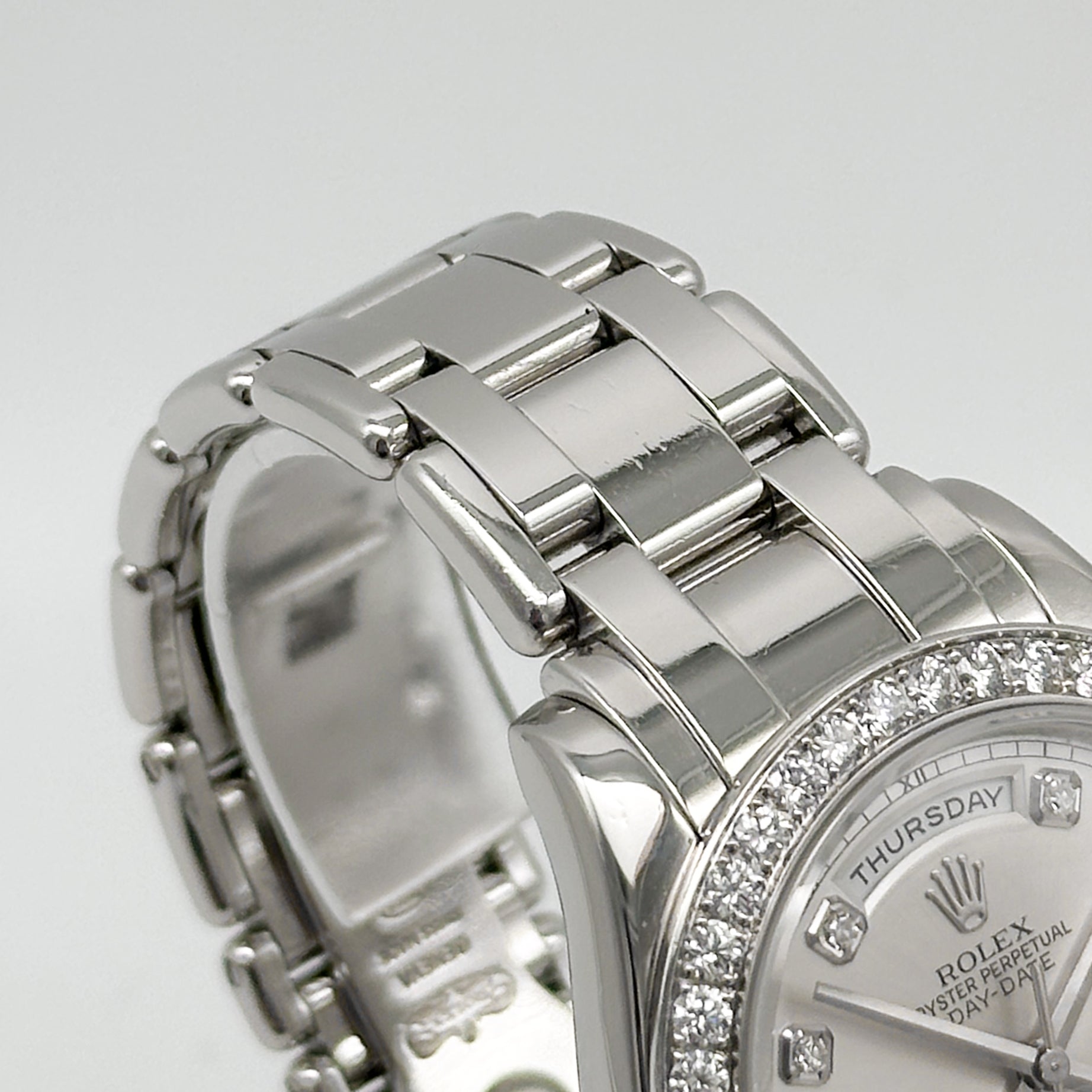 Rolex Day-Date Masterpiece Platinum 18946 - 2009