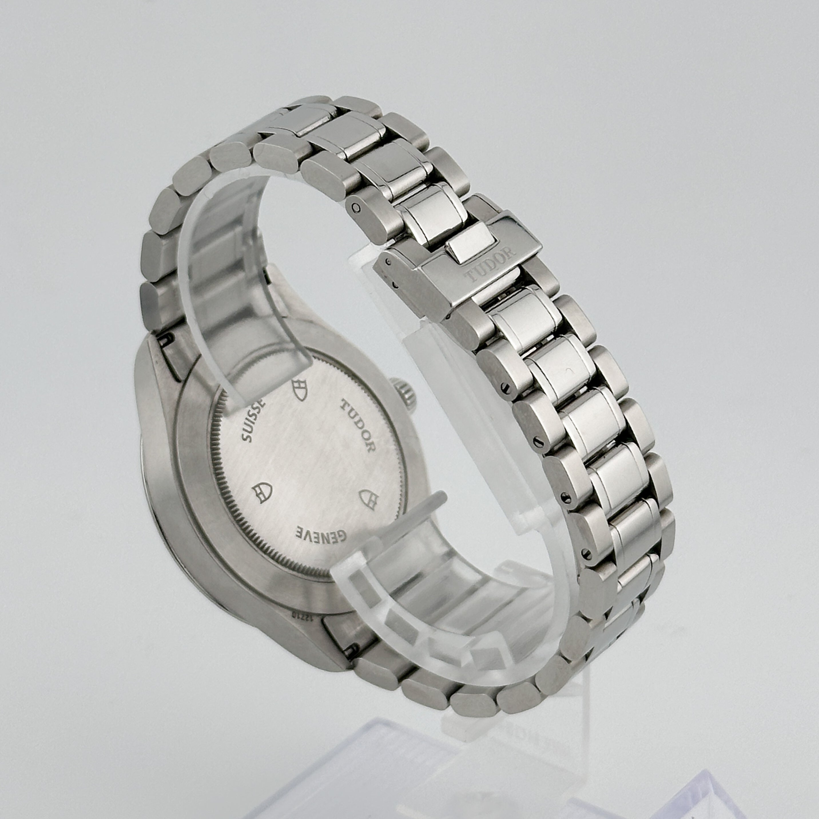 Tudor Style Stahl 12710-0013 - 2022