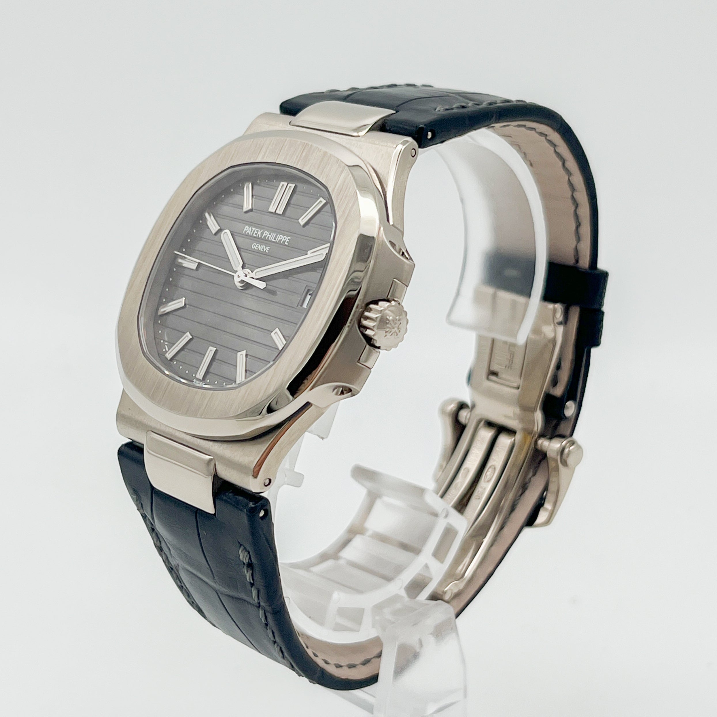 Patek Philippe Nautilus White Gold 5711G 001