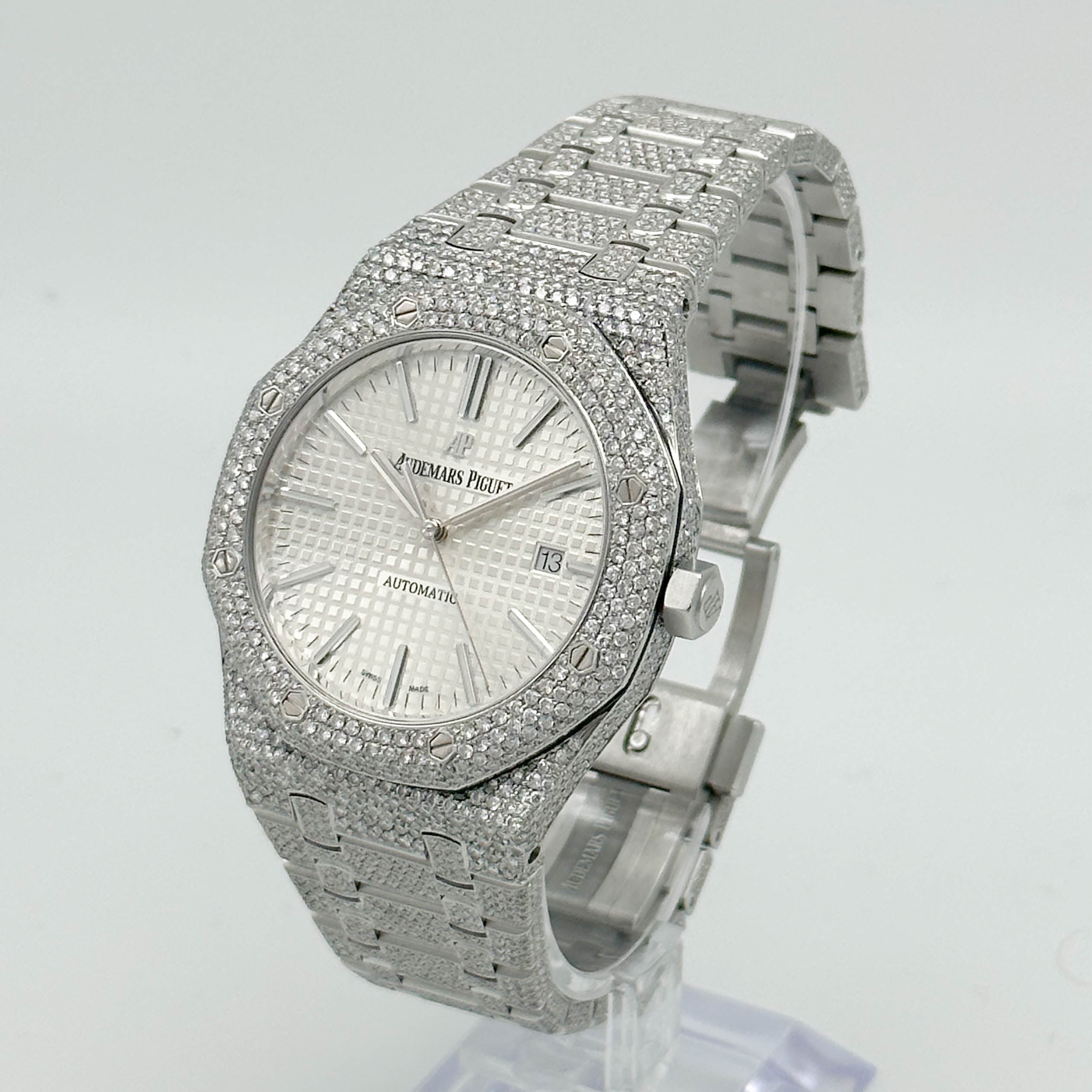 Audemars Piguet Royal Oak Iced Out 15400ST.OO.1220.02