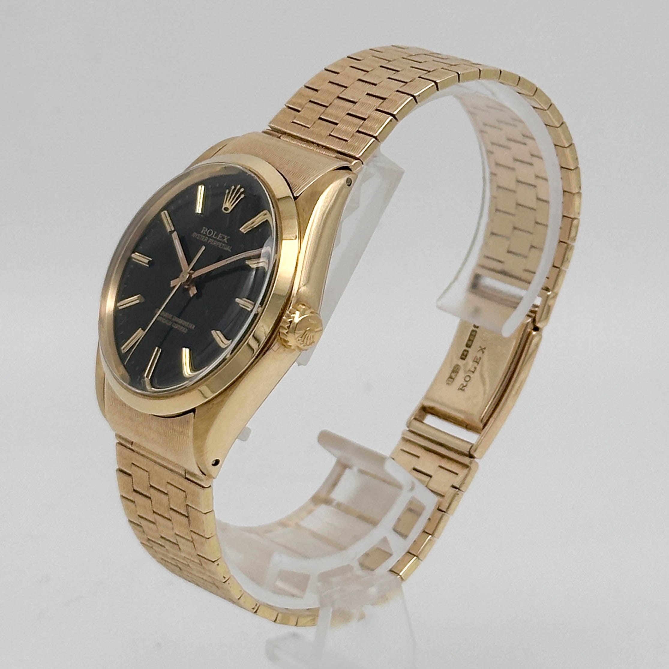 Rolex Oyster Perpetual 34 Yellow Gold 1003