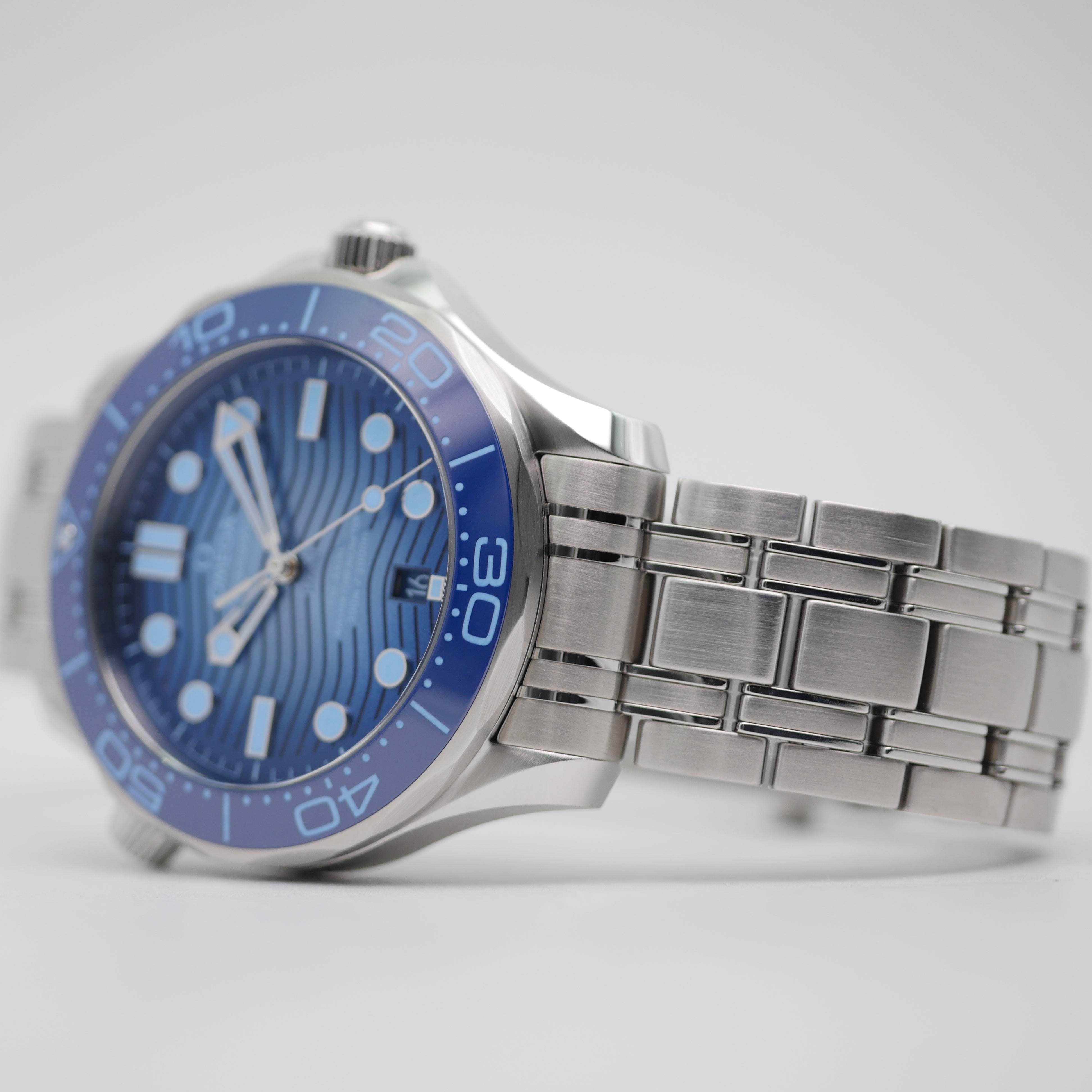 Omega Seamaster Diver 300 M "Summer Blue 75th" 21030422003003 - 2024