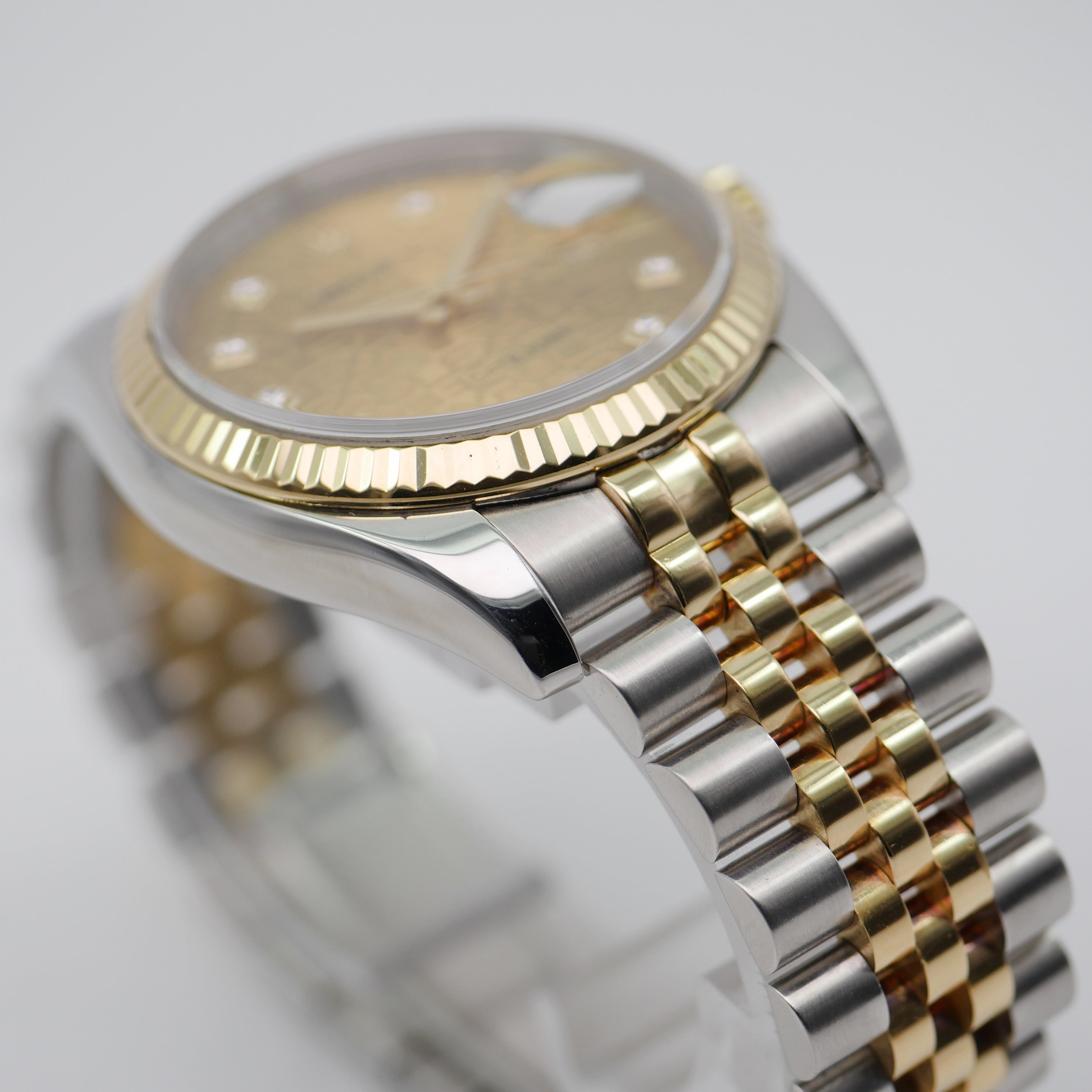 Rolex Datejust 36mm Steel / Yellow Gold 116233 - 2014