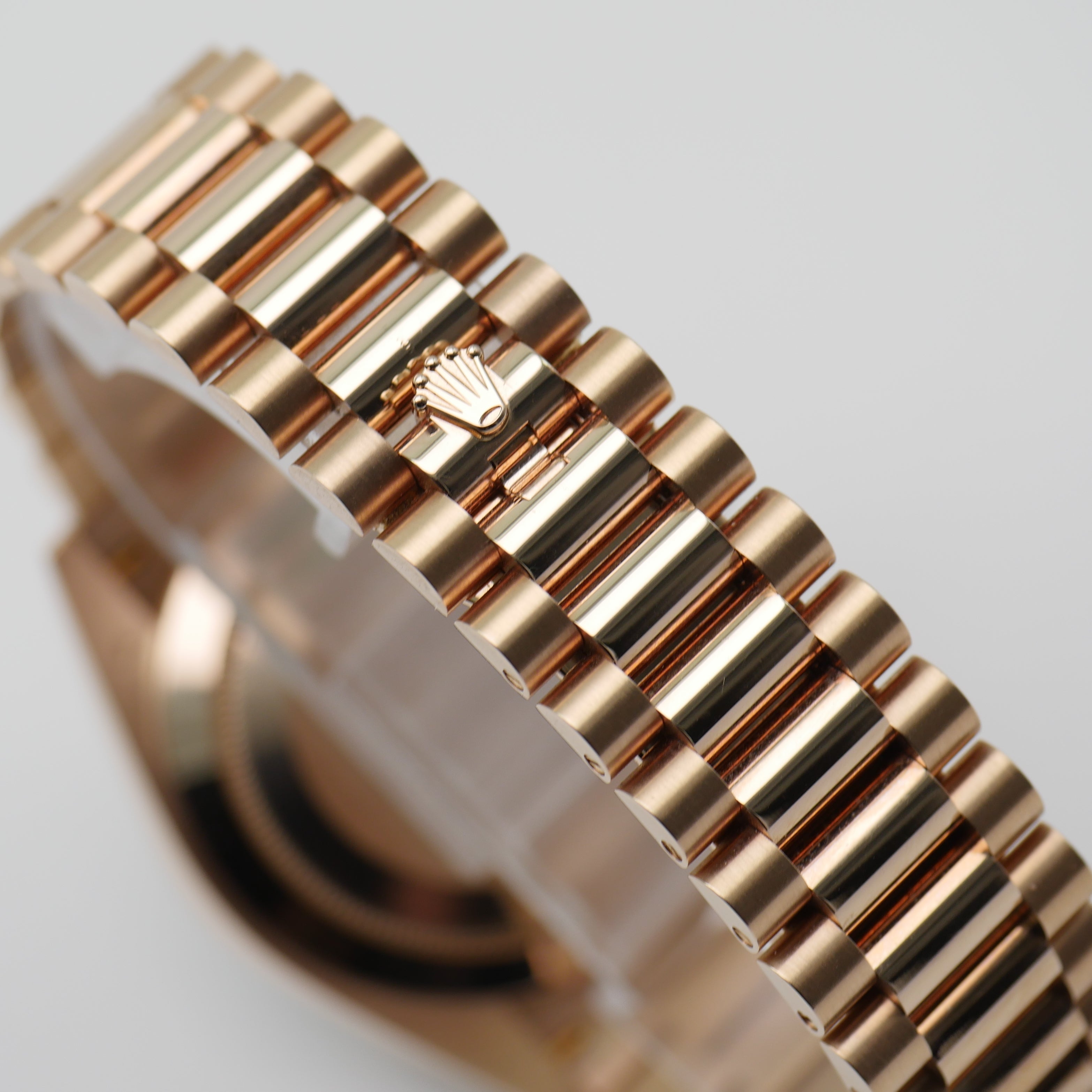 Rolex Day-Date 40 Roségold 228235 - 2020