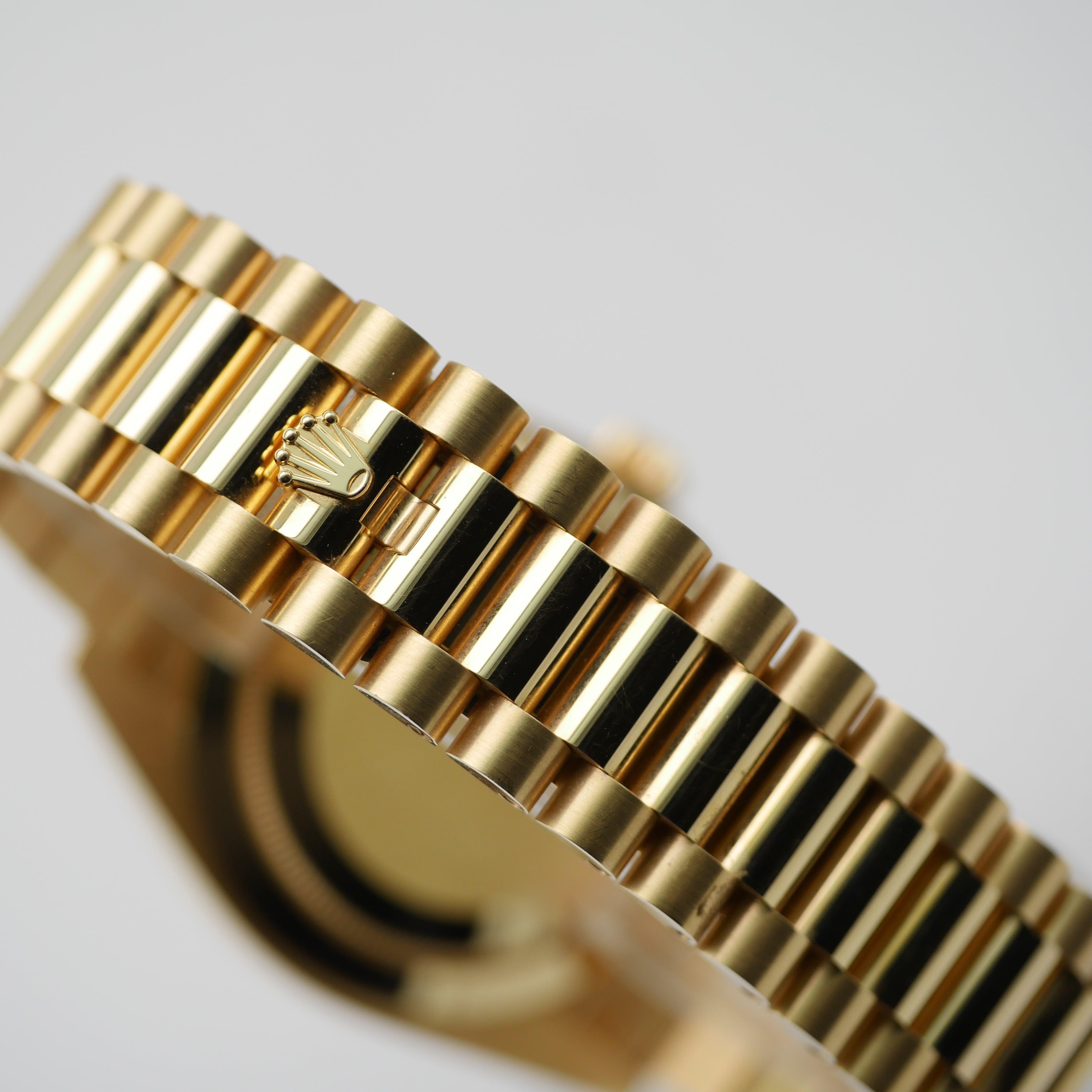 Rolex Day-Date 40 Yellow Gold 228238 - 2024