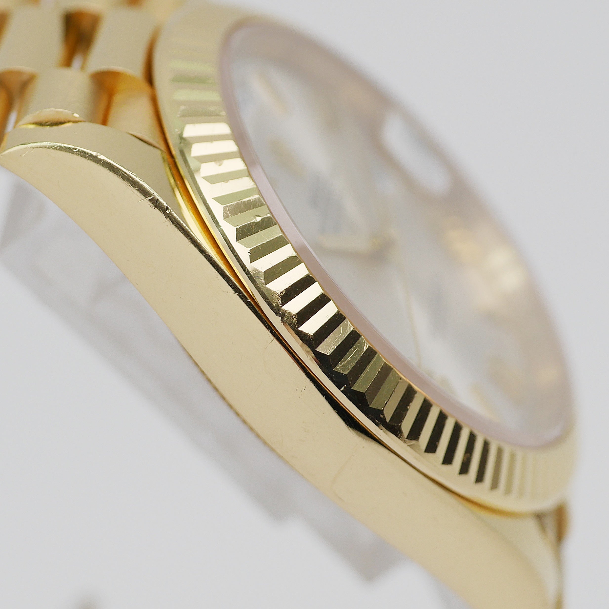 Rolex Day-Date 40 Yellow Gold 228238 - 2021