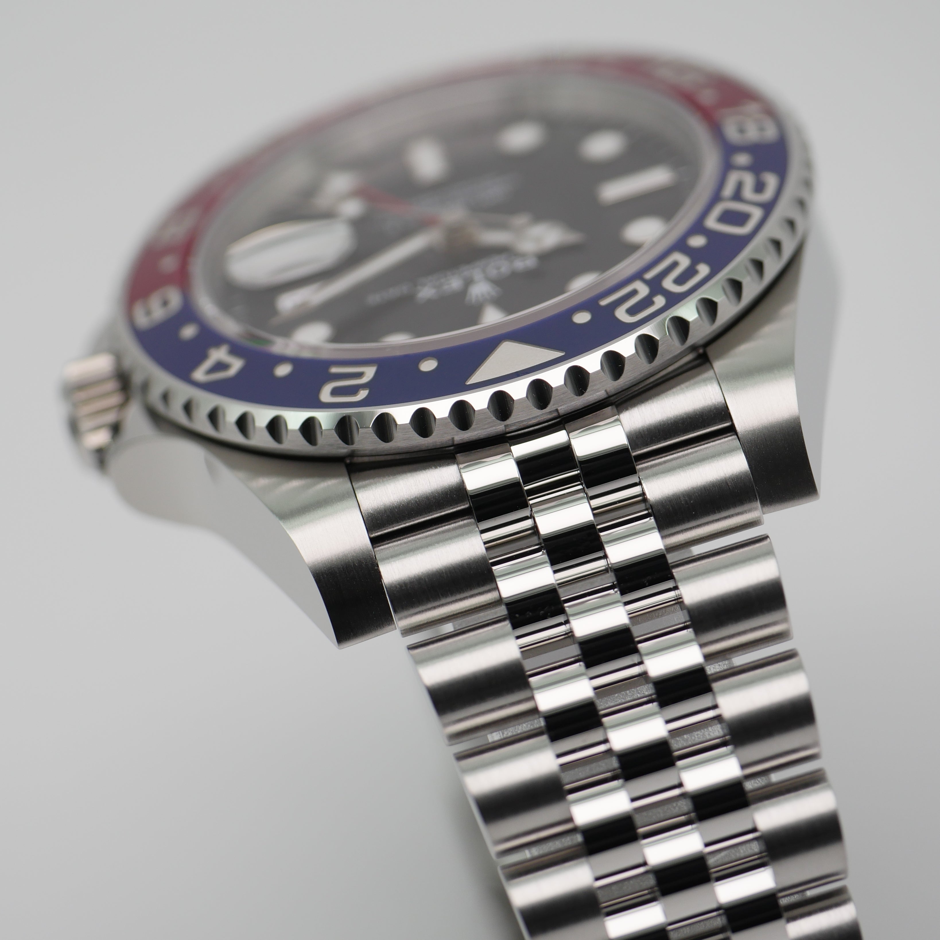 Rolex GMT-Master II Stahl 126710BLRO - 2019