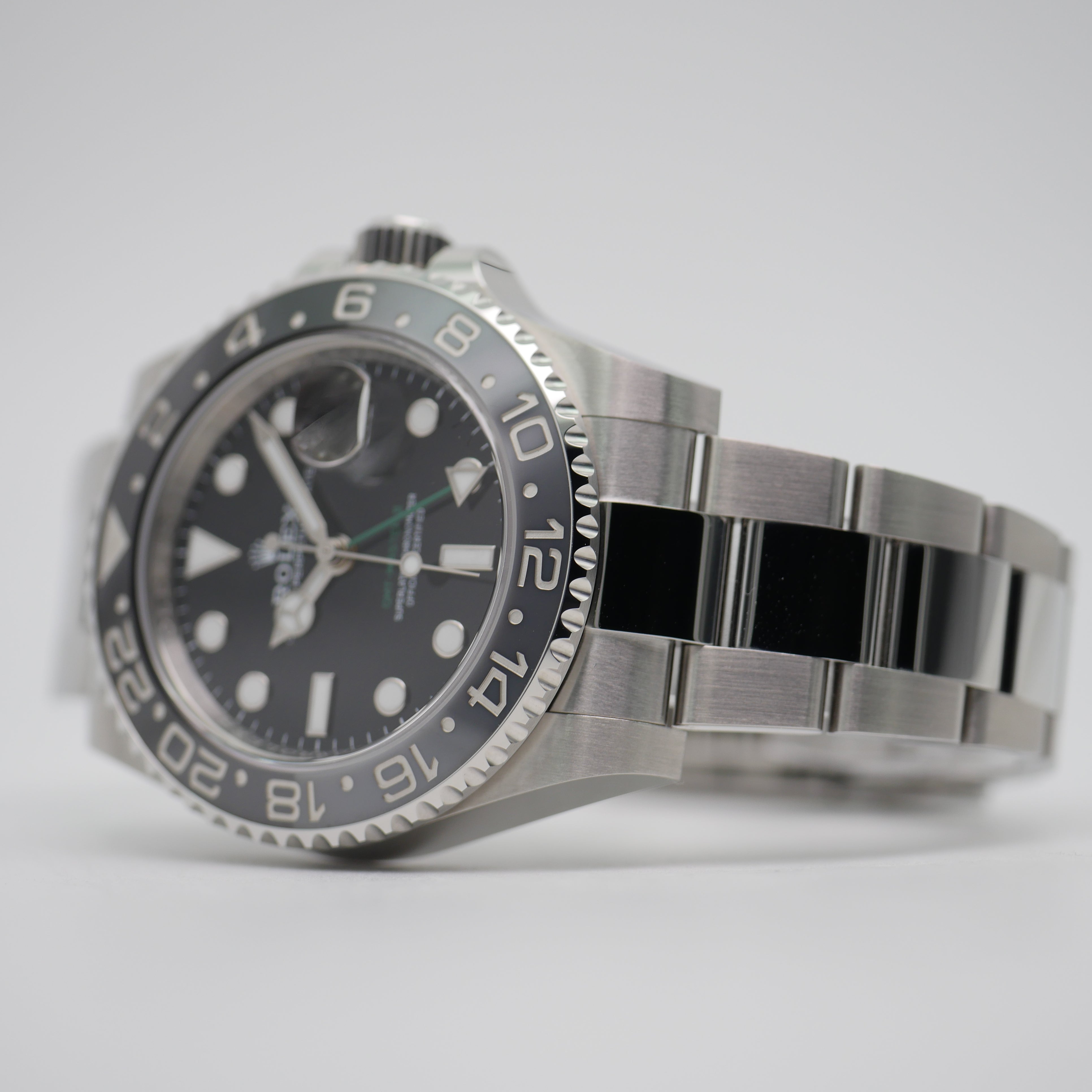 Rolex GMT-Master II Stahl 126710GRNR - 2024