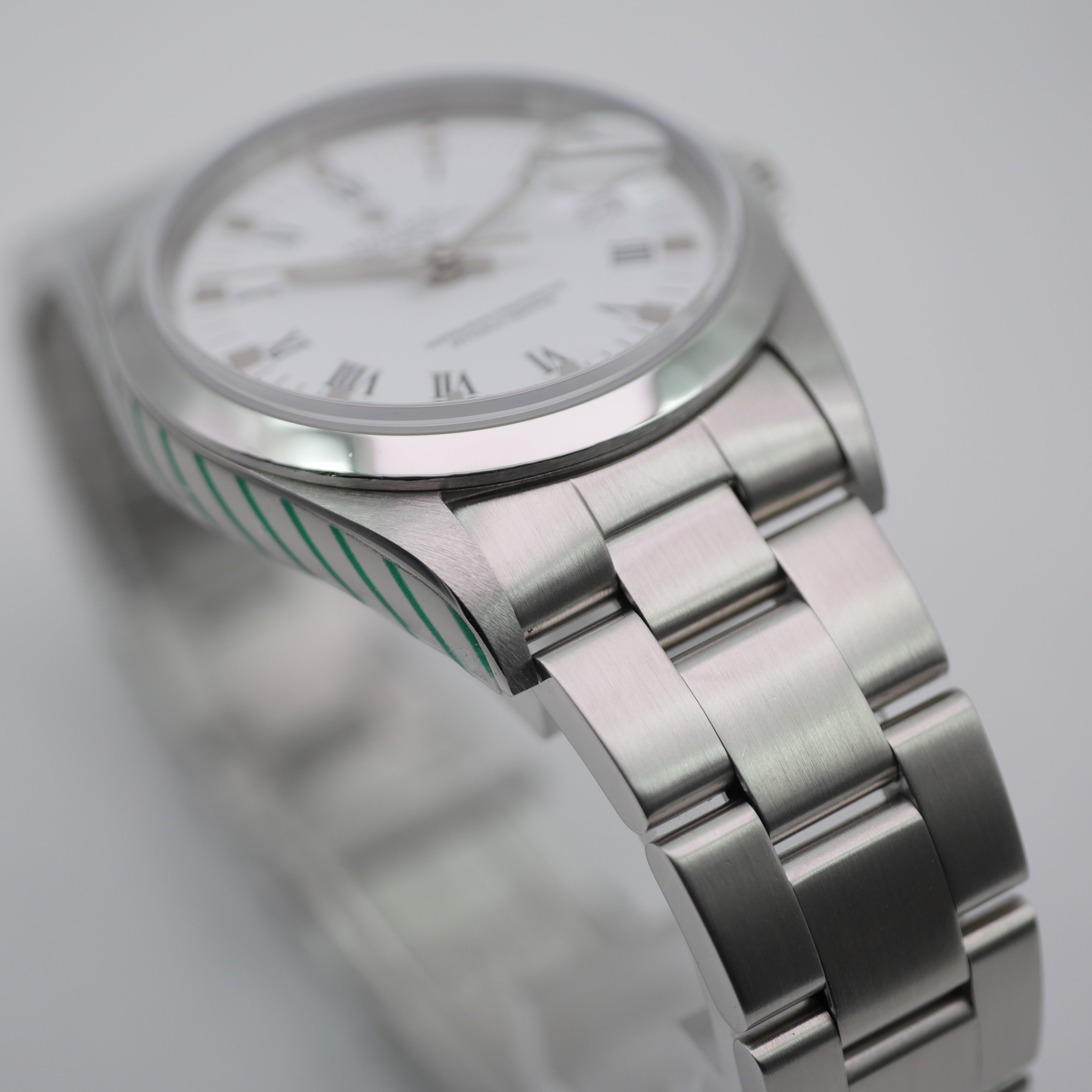 Rolex Oyster Perpetual Date 34mm Steel 15200 - 2002