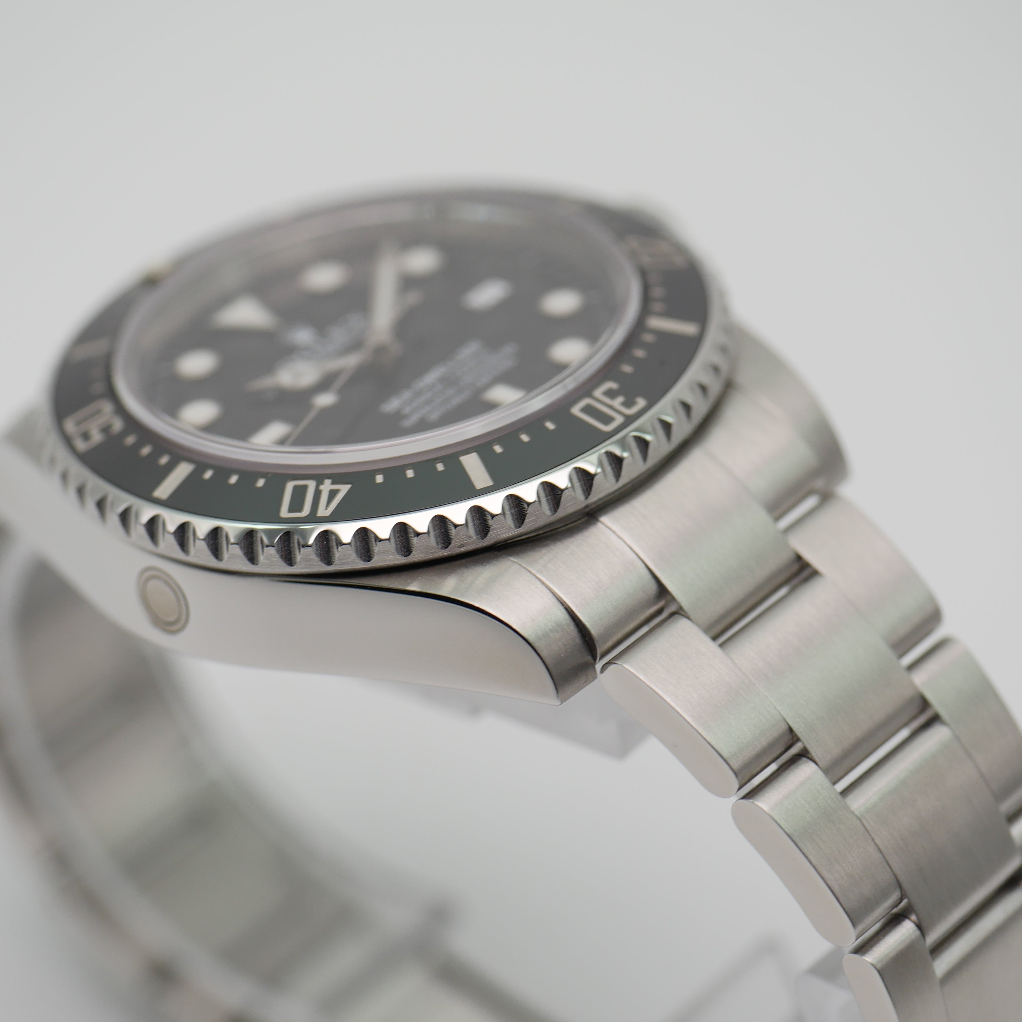 Rolex Sea-Dweller 4000 Stahl 116600 - 2016