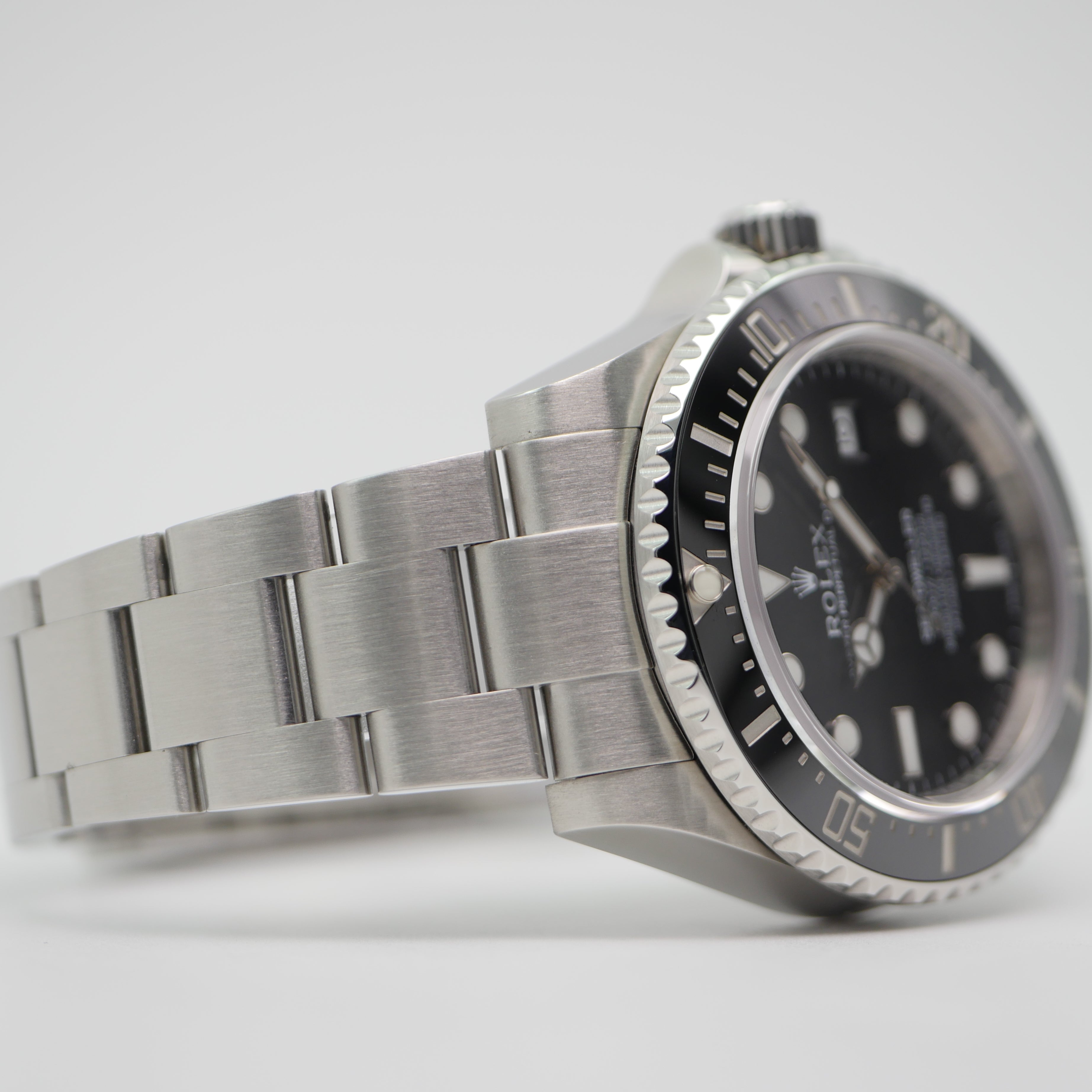 Rolex Sea-Dweller 4000 Stahl 116600 - 2016