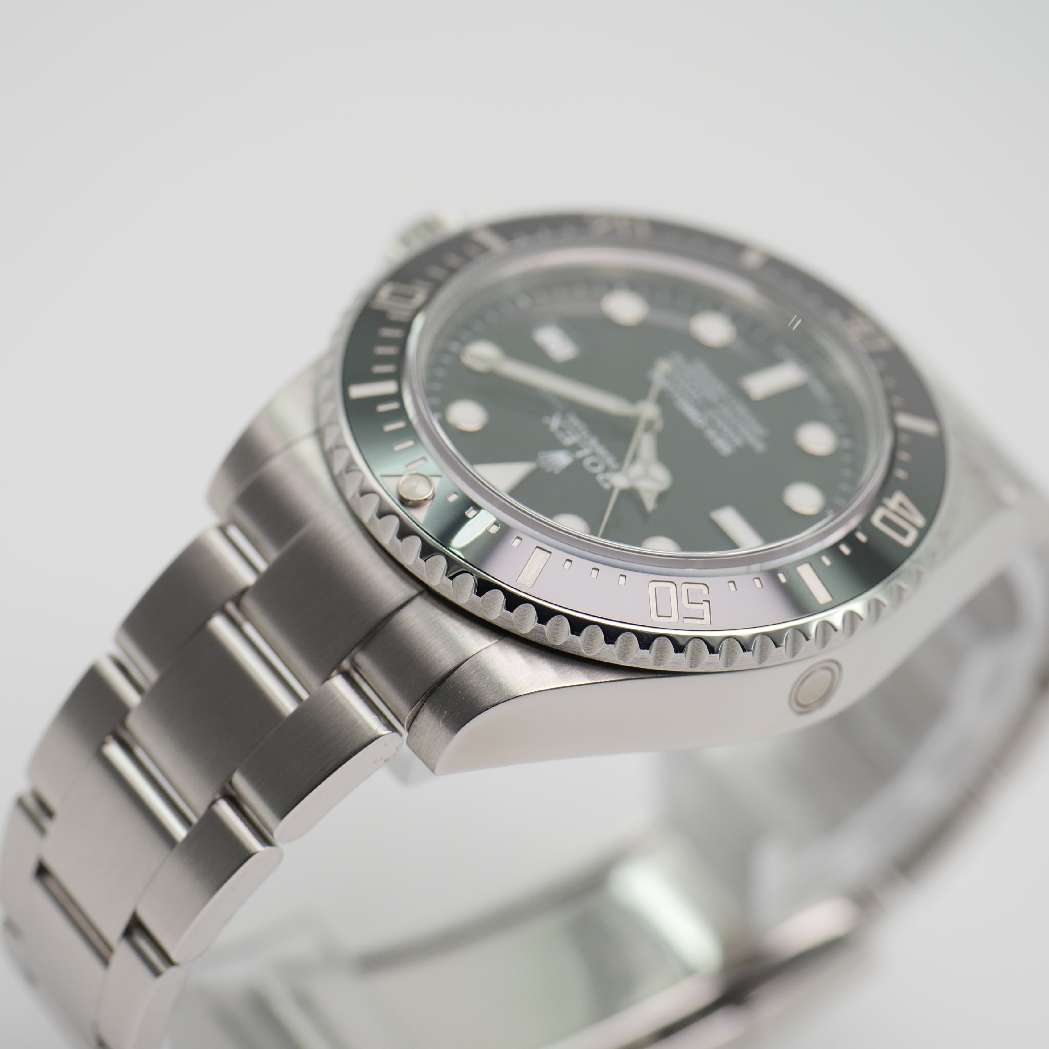 Rolex Sea-Dweller 4000 Stahl 116600 - 2016