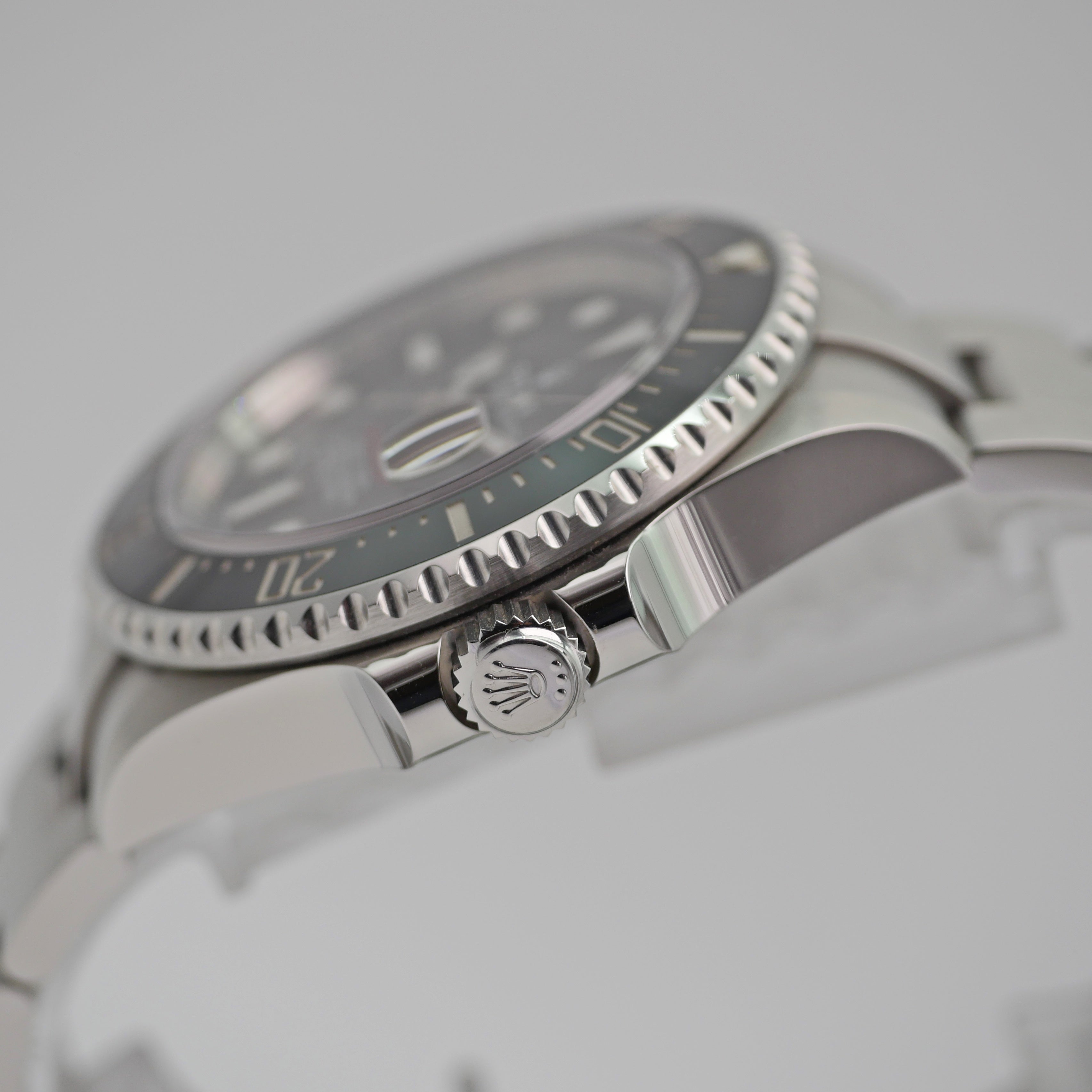 Rolex Sea-Dweller Steel 126600 - 2022