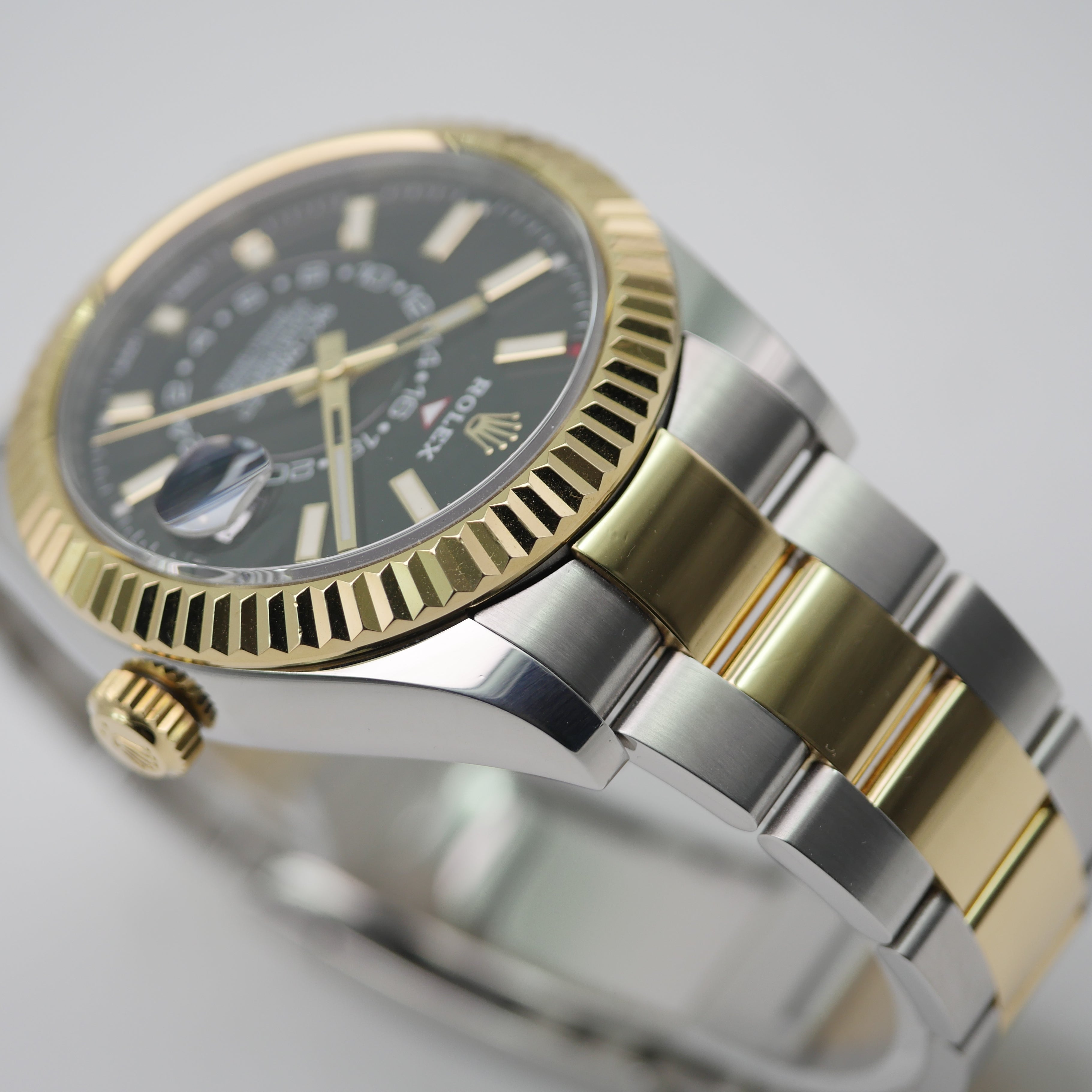 Rolex Sky-Dweller Stahl / Gelbgold 326933 - 2019