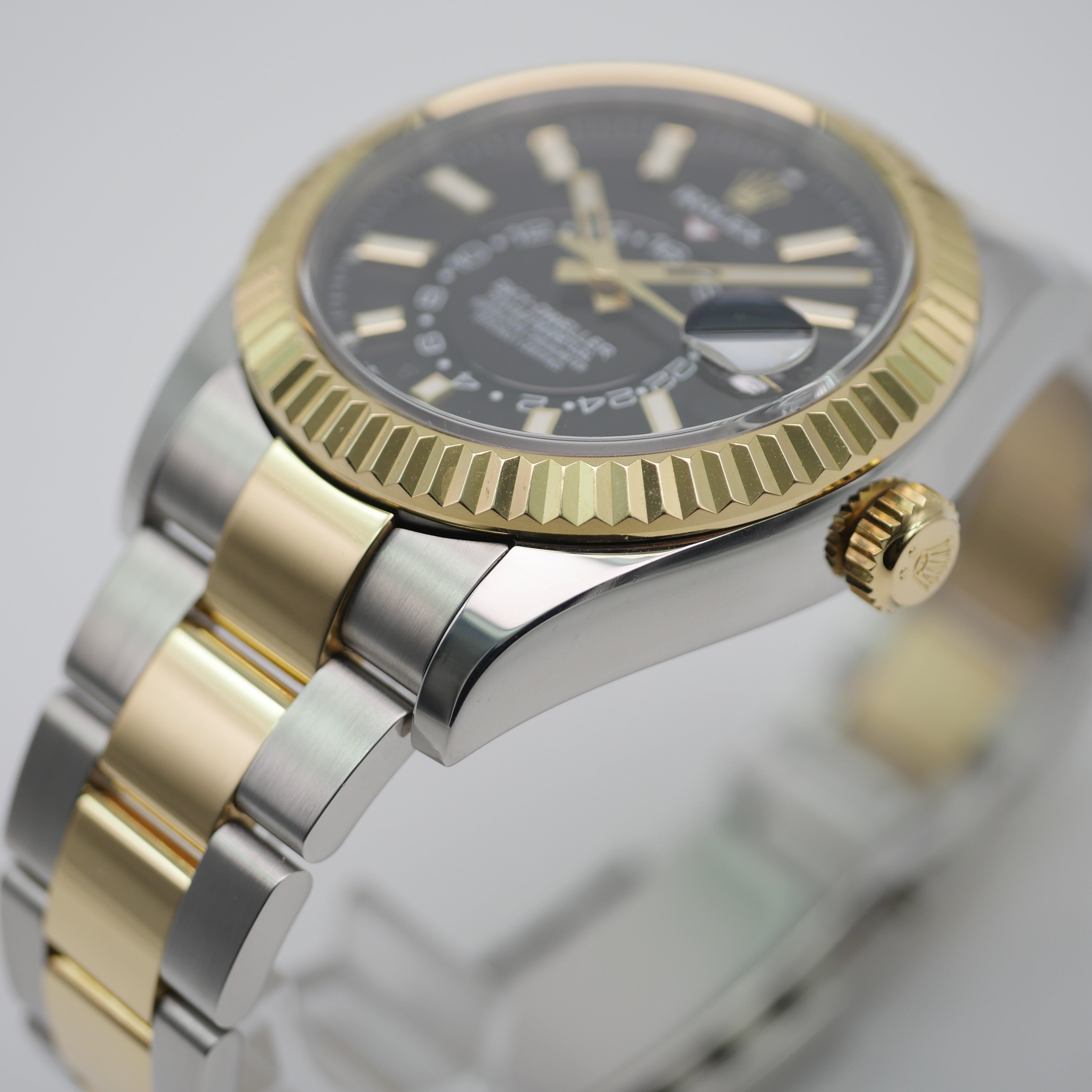 Rolex Sky-Dweller Stahl / Gelbgold 326933 - 2019