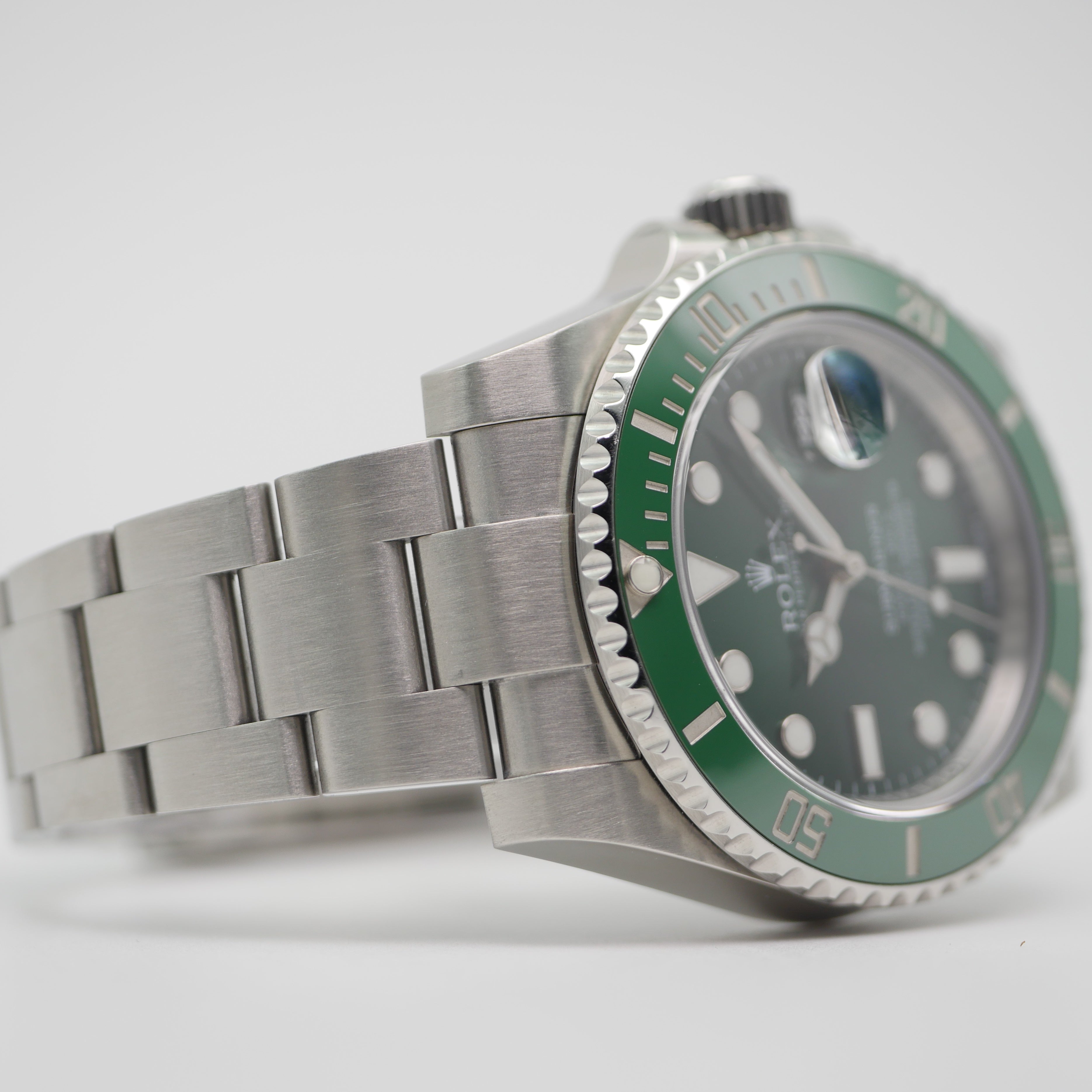 Rolex Submariner Date Steel 116610LV - 2017