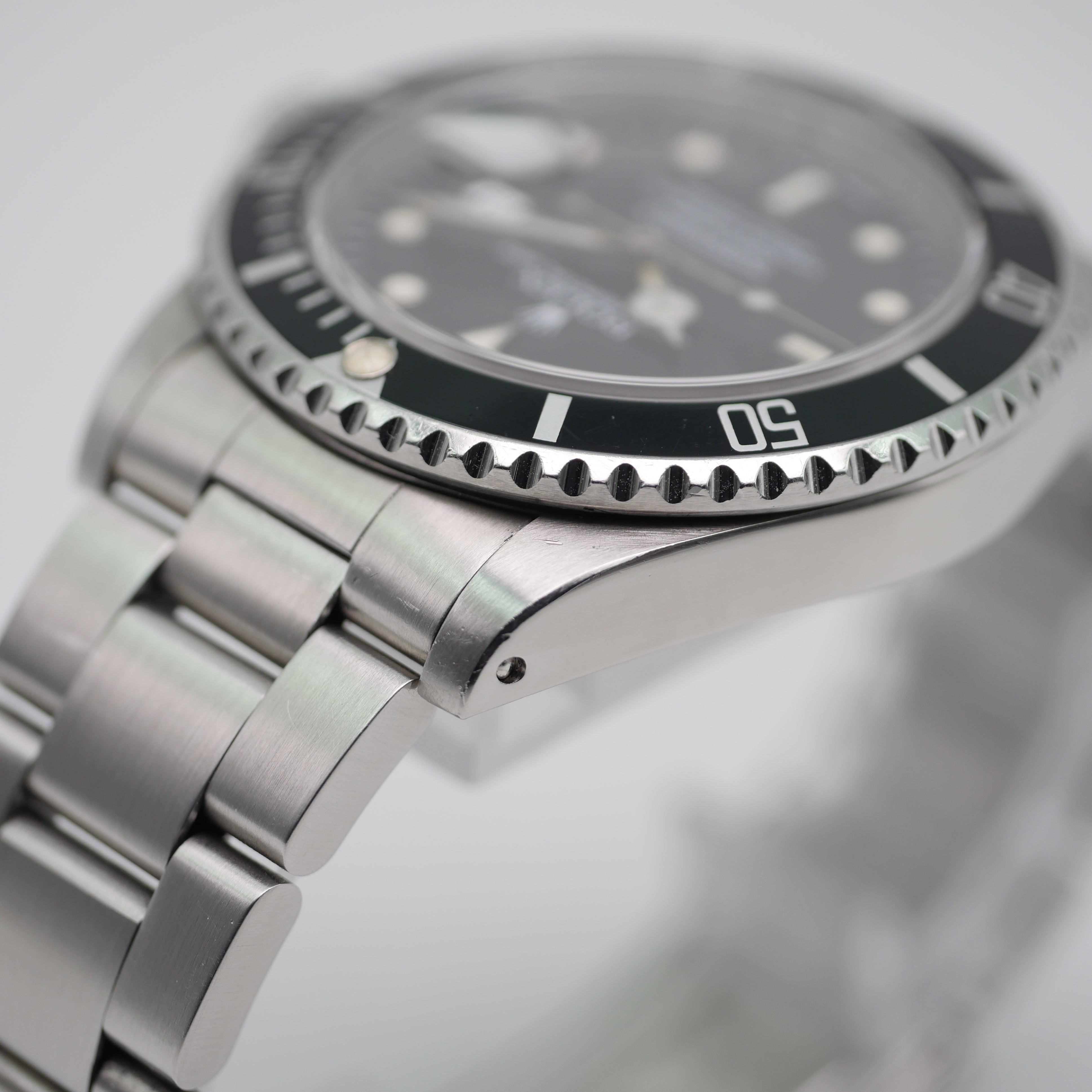 Rolex Submariner Date Steel 16610 - 1997