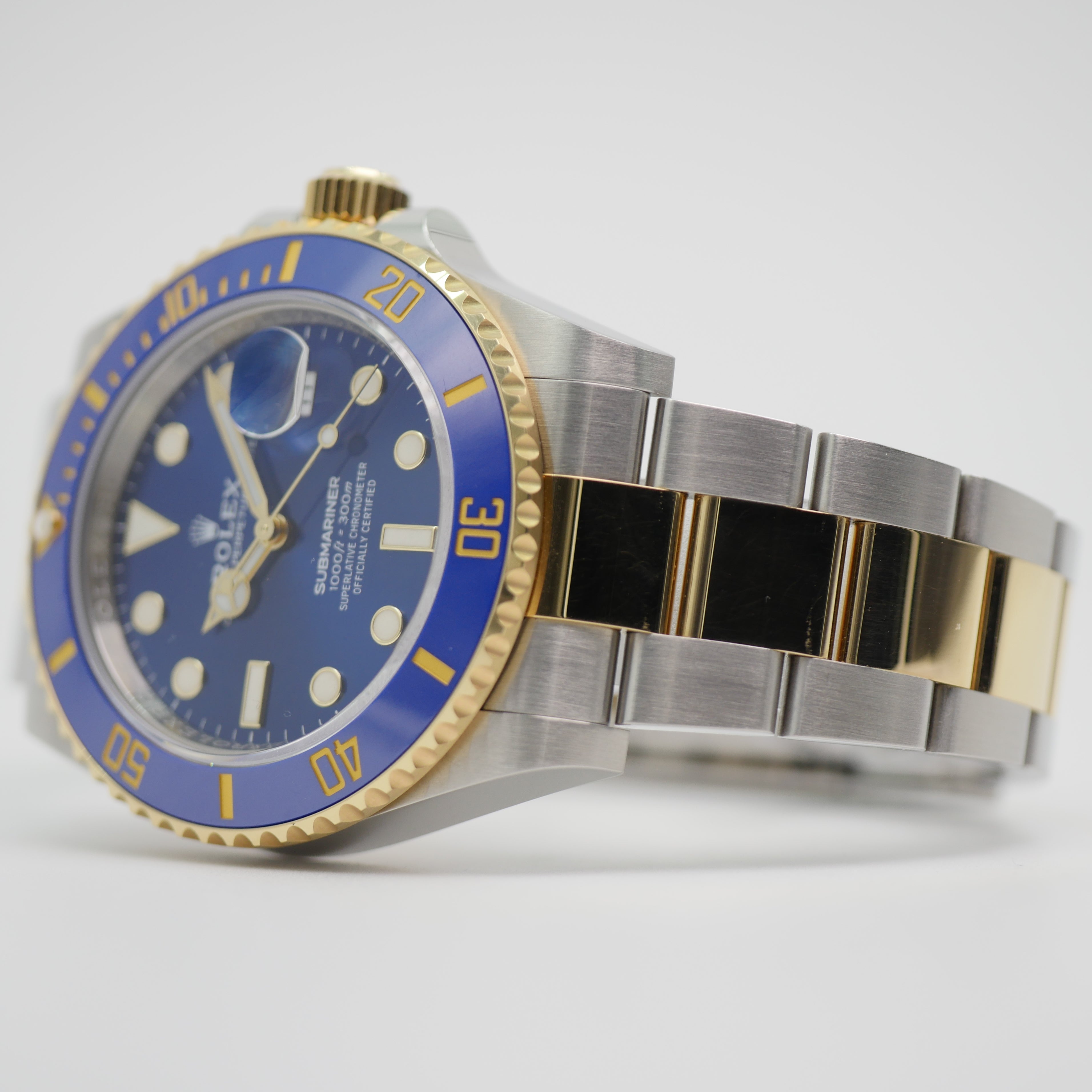 Rolex Submariner Date 41 Stahl / Gelbgold 126613LB - 2022