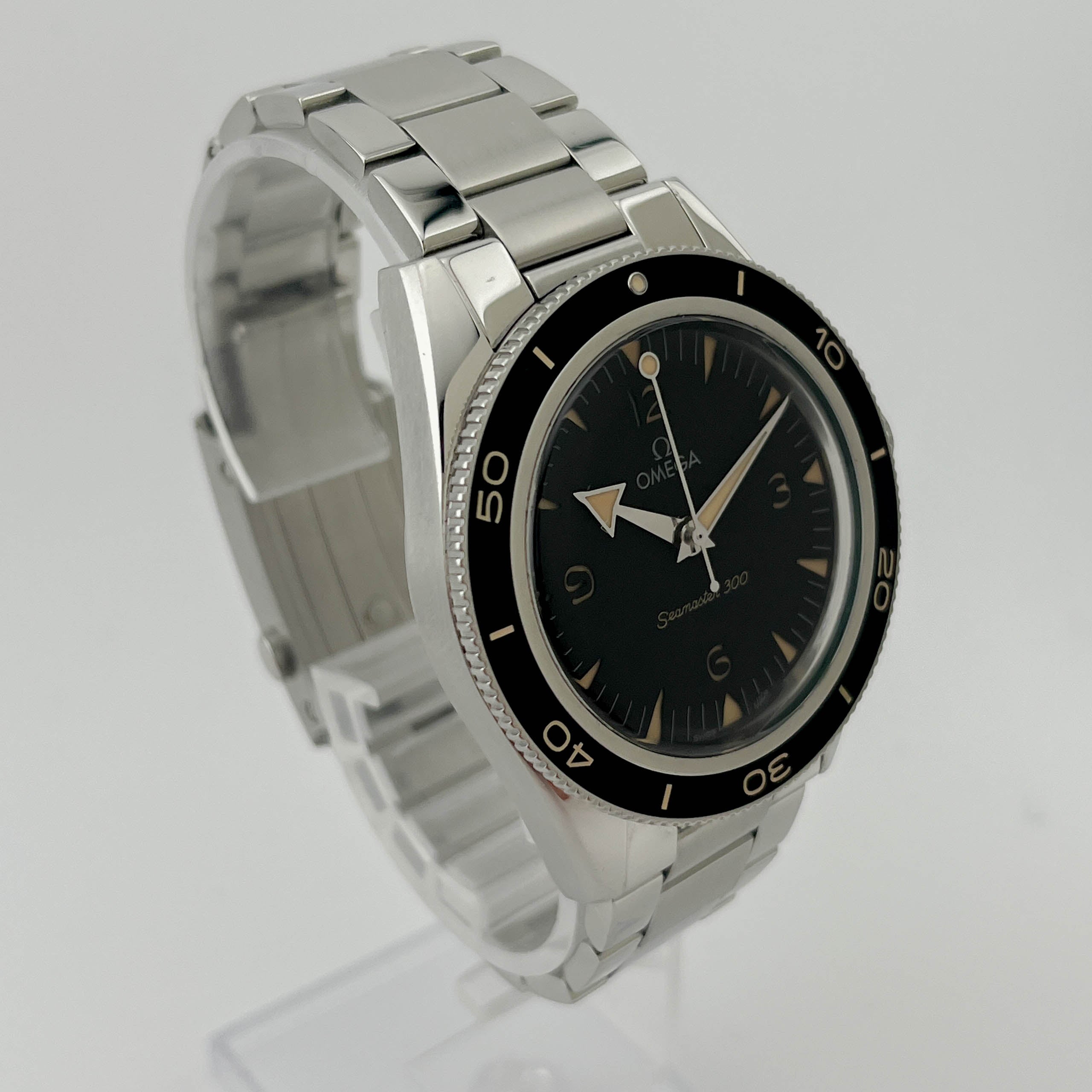 Omega Sea Master 300 23430412103001